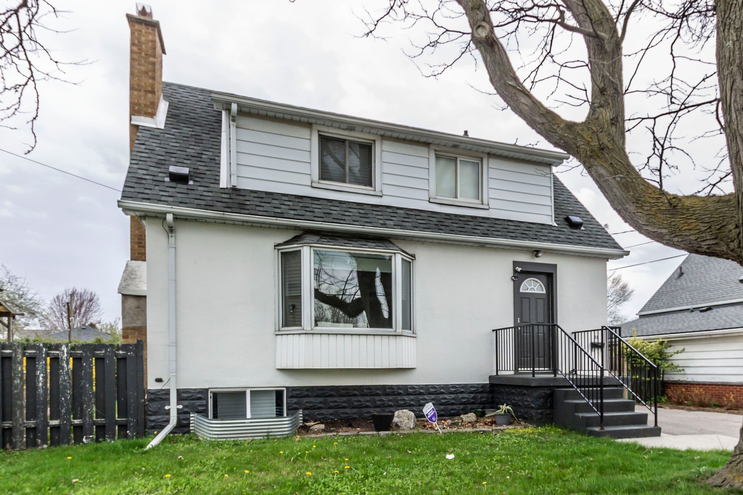 20 West 1st Street, Hamilton, ON L9C 3B8