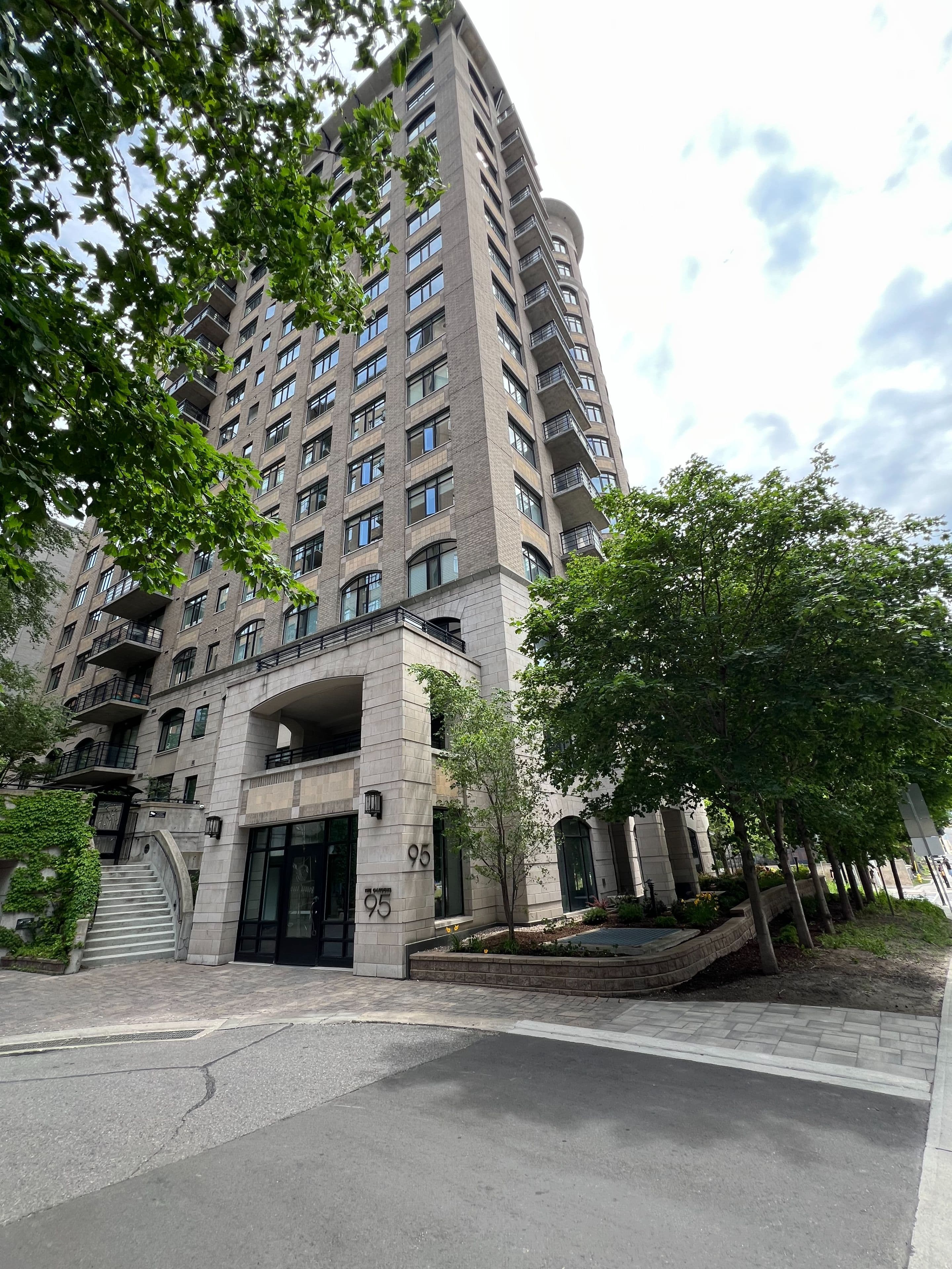 95 Bronson Avenue 1603, Ottawa Centre, ON K1R 1E2