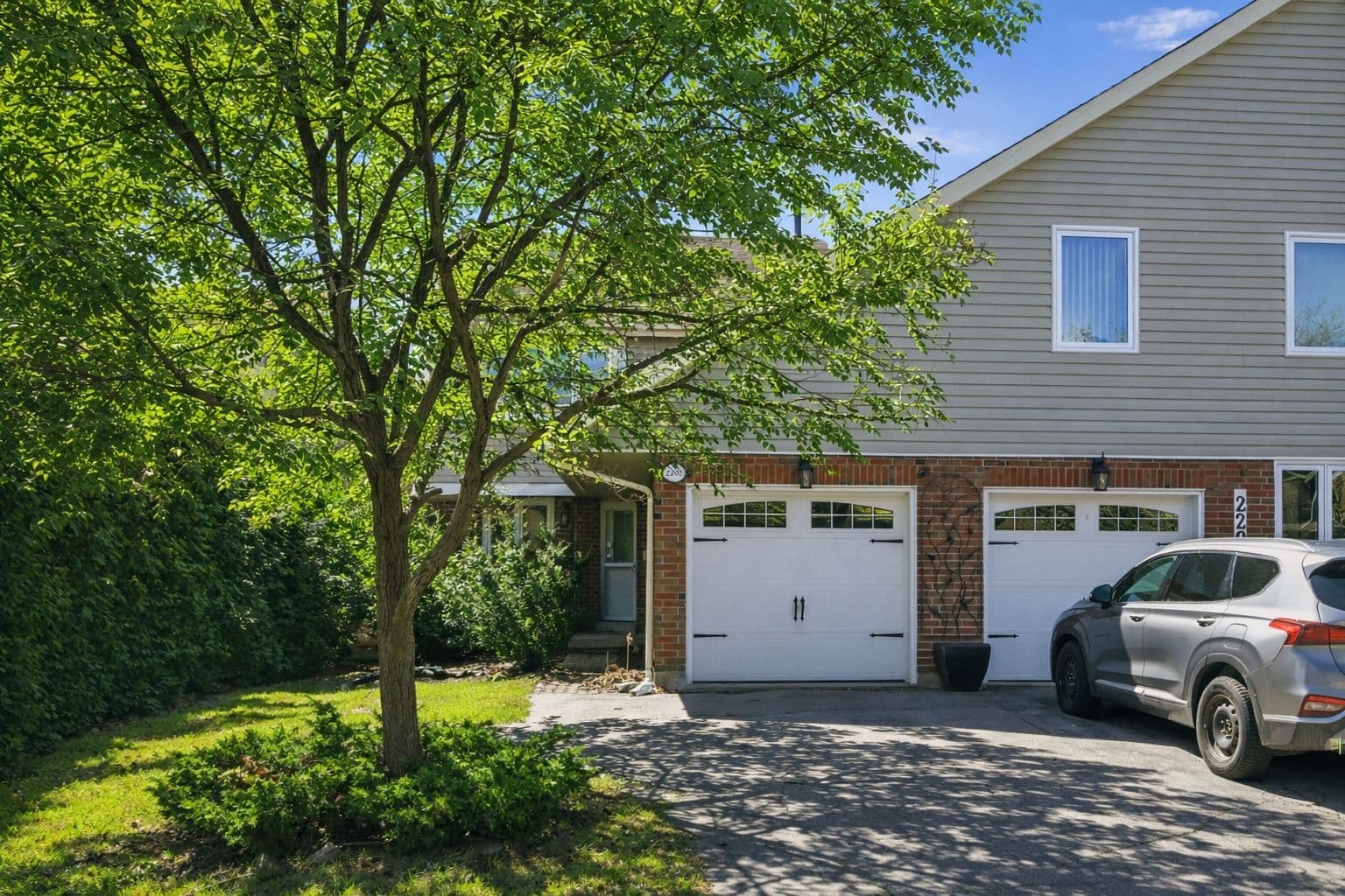 2202 Margot Street, Oakville, ON L6H 3M1