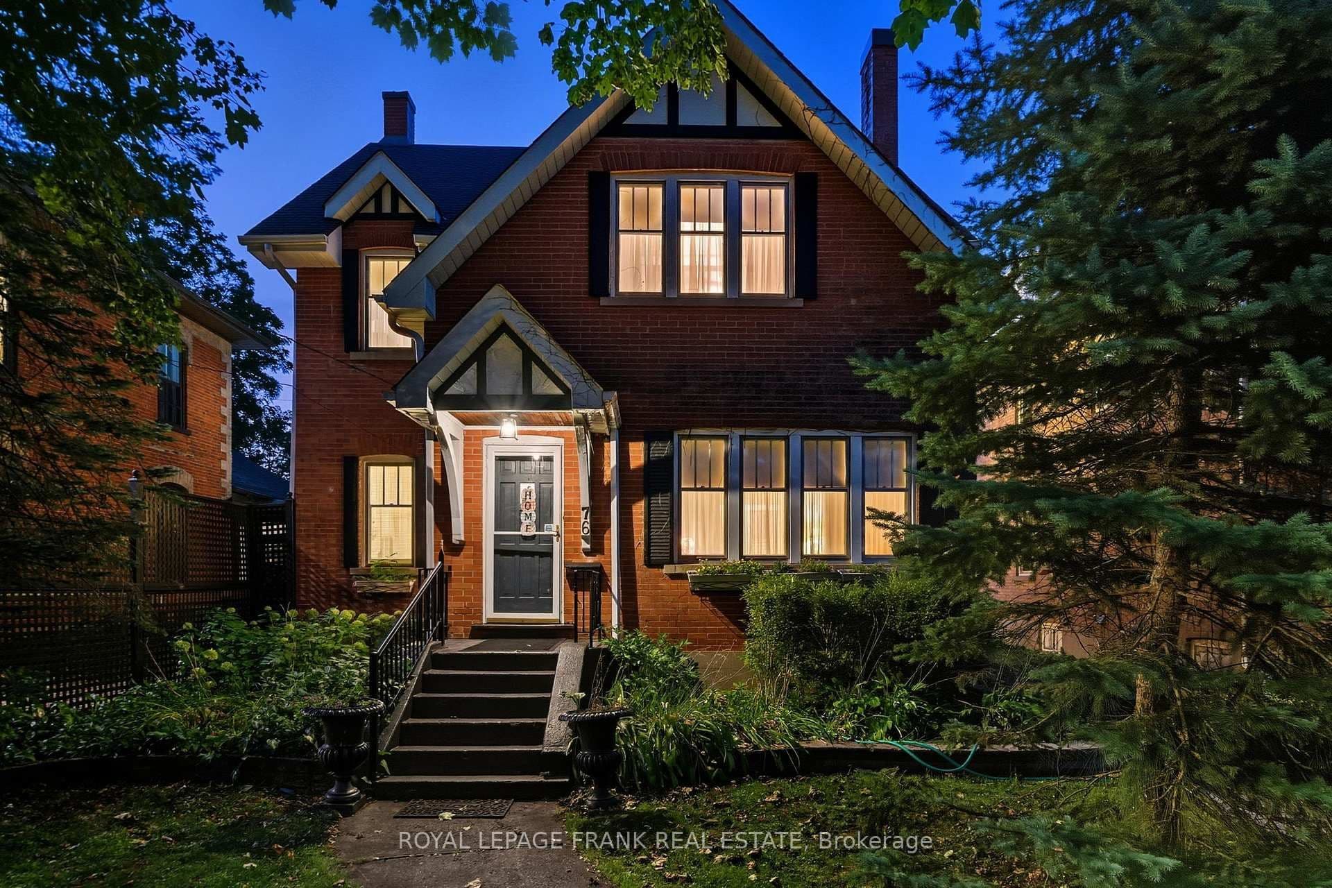 76 Bond Street W, Kawartha Lakes, ON K9V 3R4