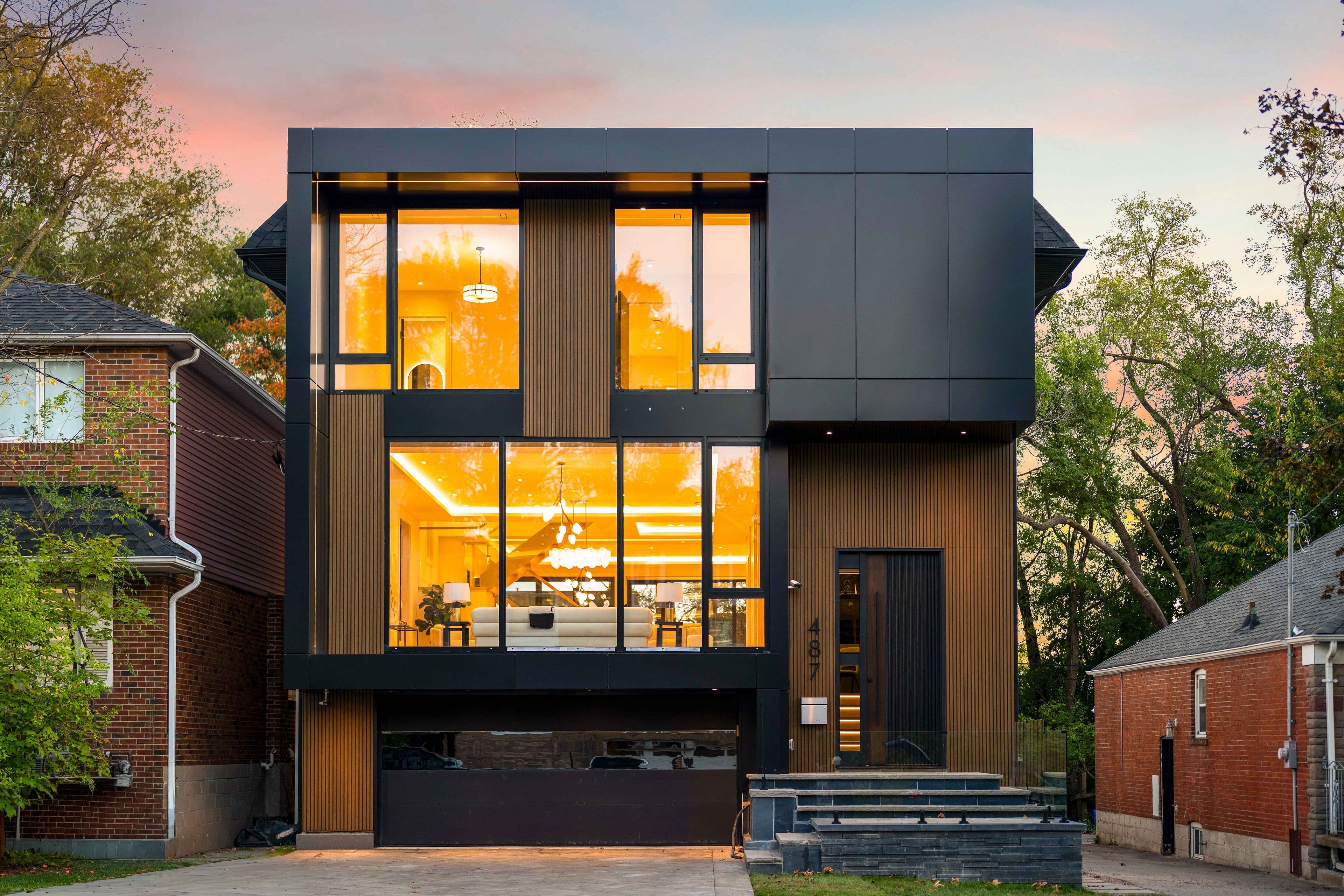 487 Coldstream Avenue, Toronto C04, ON M5N 1Y6