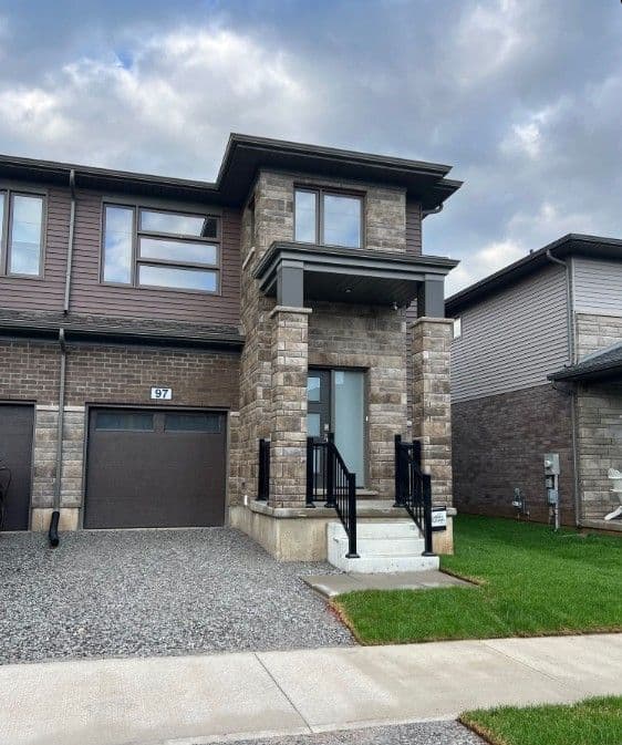 97 Acacia Road, Pelham, ON L0S 1E6