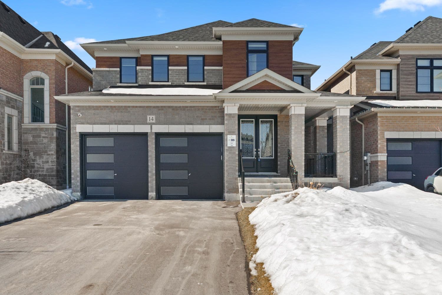 14 Hummingbird Grove, Adjala-Tosorontio, ON L0G 1W0