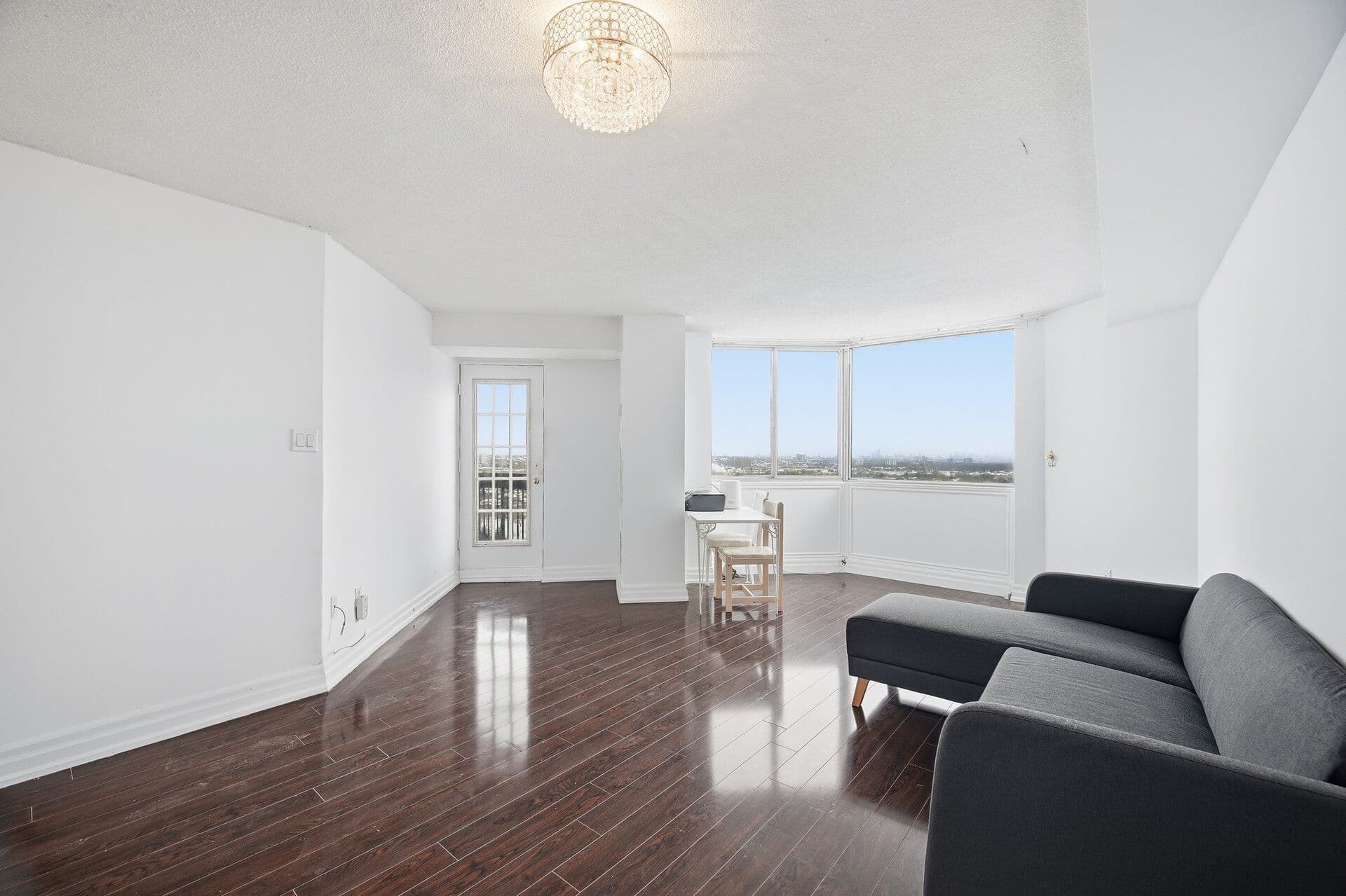 236 Albion Road 2103, Toronto W10, ON M9W 6A6