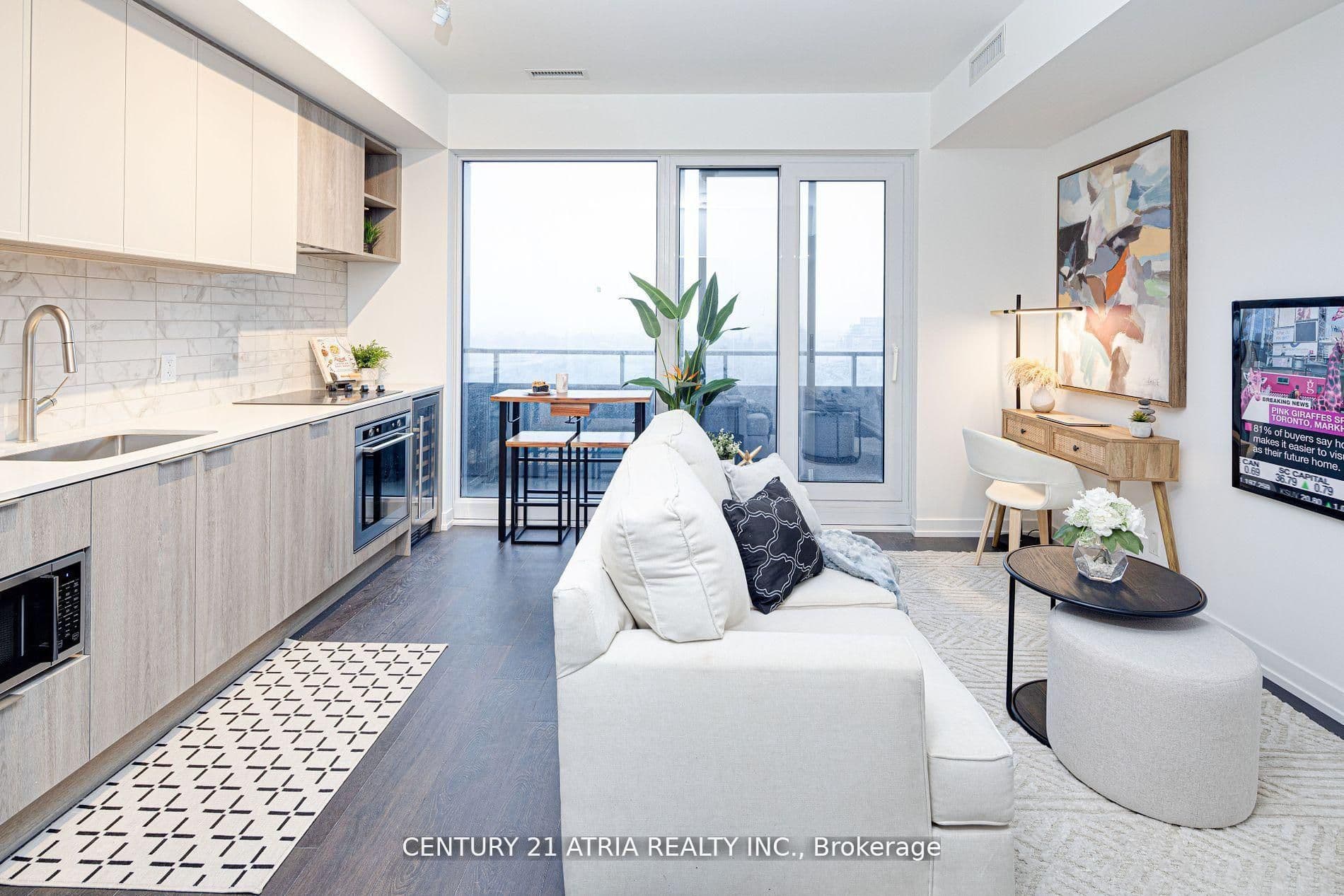 2020 Bathurst Street 1810, Toronto C03, ON M5P 0A6