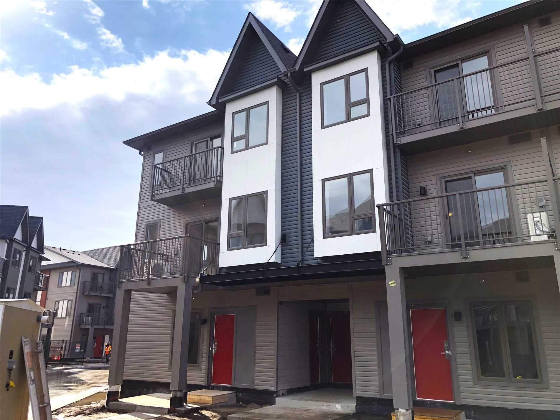 2635 William Jackson Drive 304, Pickering, ON L1P 2V8