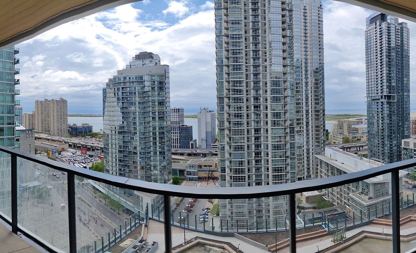 1 Concord Cityplace Way 1907, Toronto C01, ON M5V 0X3