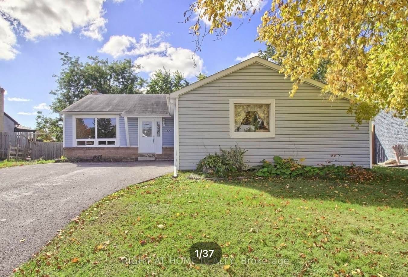 163 Hilltop Drive Lower, East Gwillimbury, ON L9N 1B9