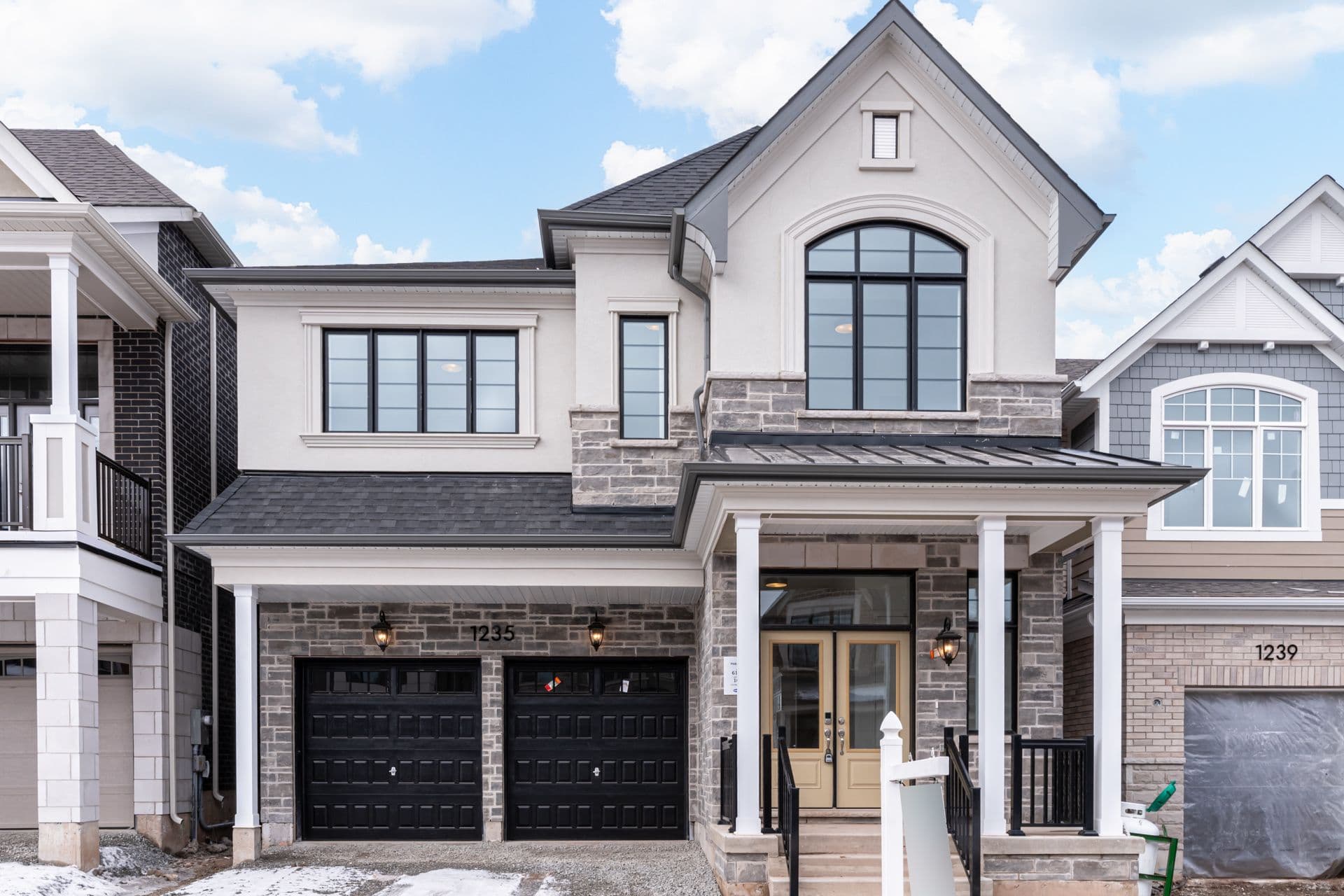 1235 Black Bear Trail, Oakville, ON L6H 8B2