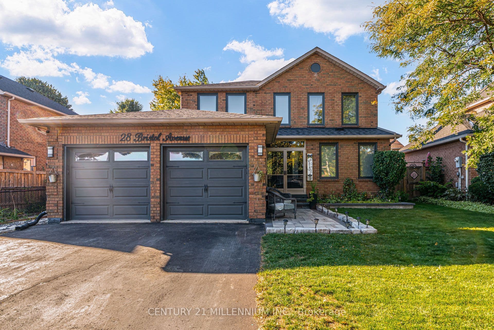 28 Bristol Avenue, Brampton, ON L6X 2B3