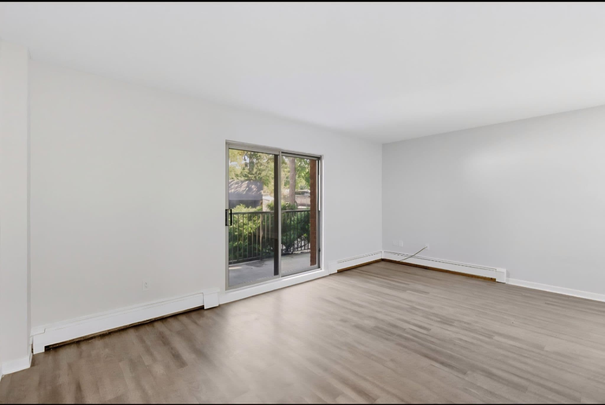 103 Emerald Street S 302, Hamilton, ON L8N 2V4