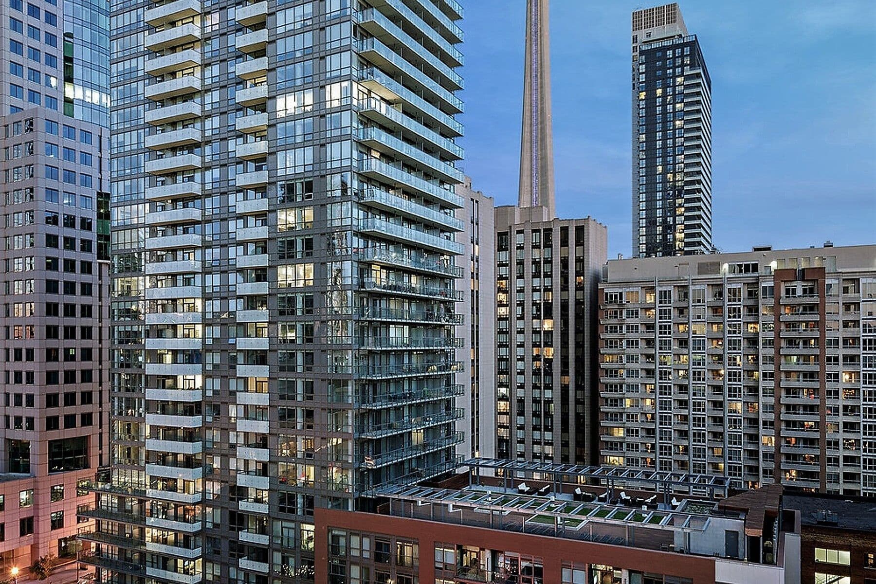 8 Mercer Street 1102, Toronto C01, ON M5V 0C4