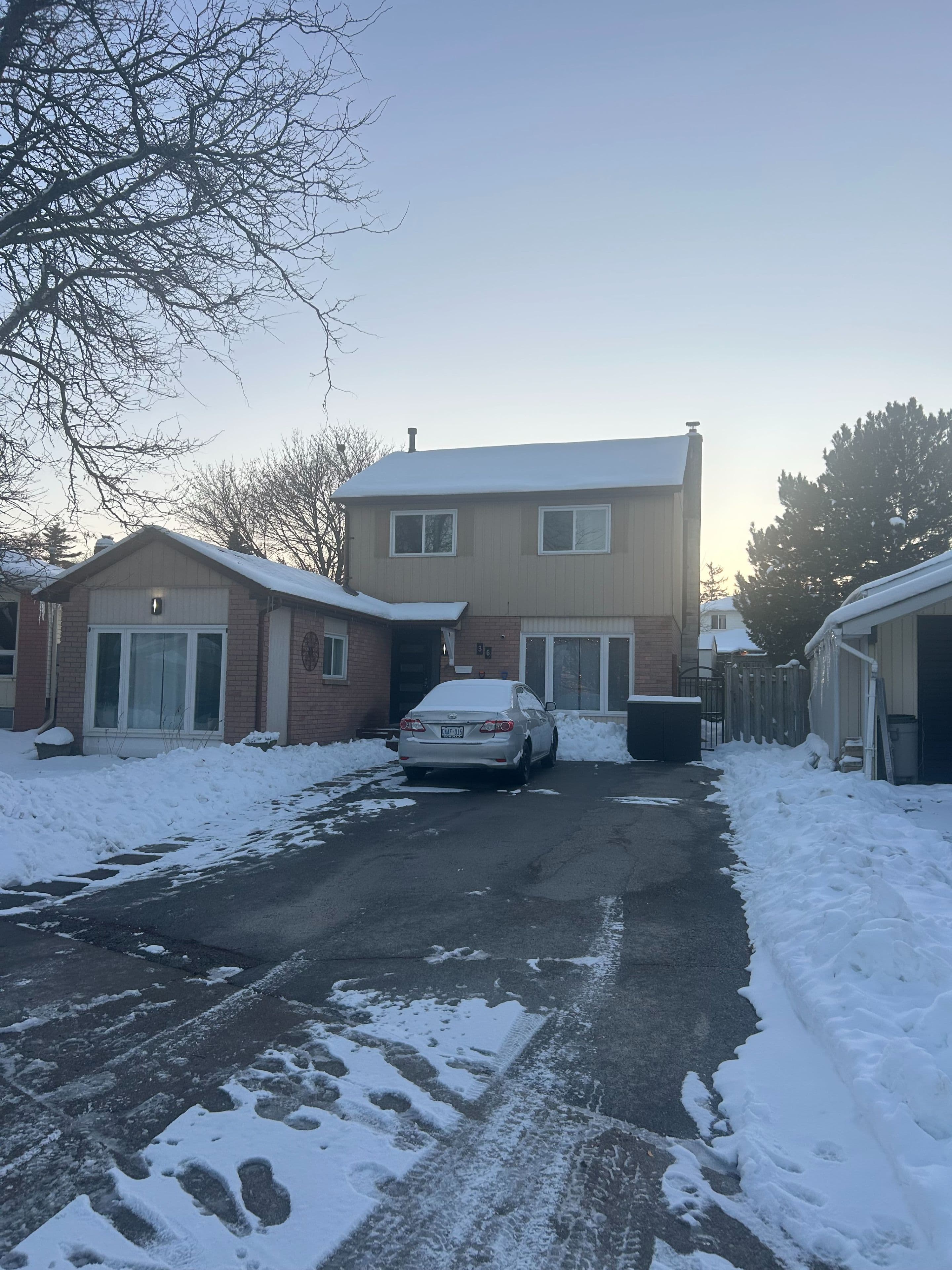 36 Angela Crescent, Cambridge, ON N1S 4B6