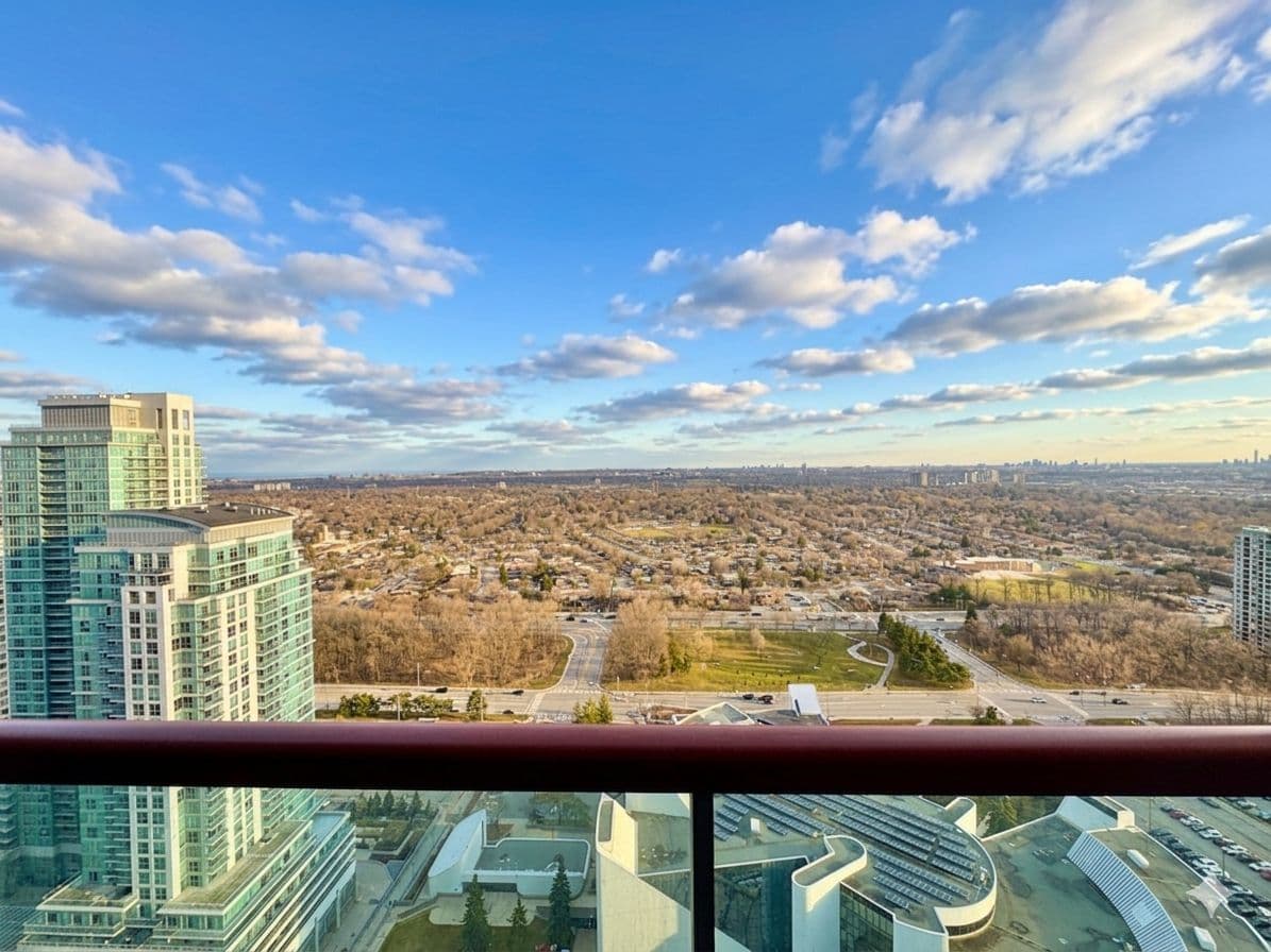 60 Brian Harrison Way Ph3707, Toronto E09, ON M1P 4N6