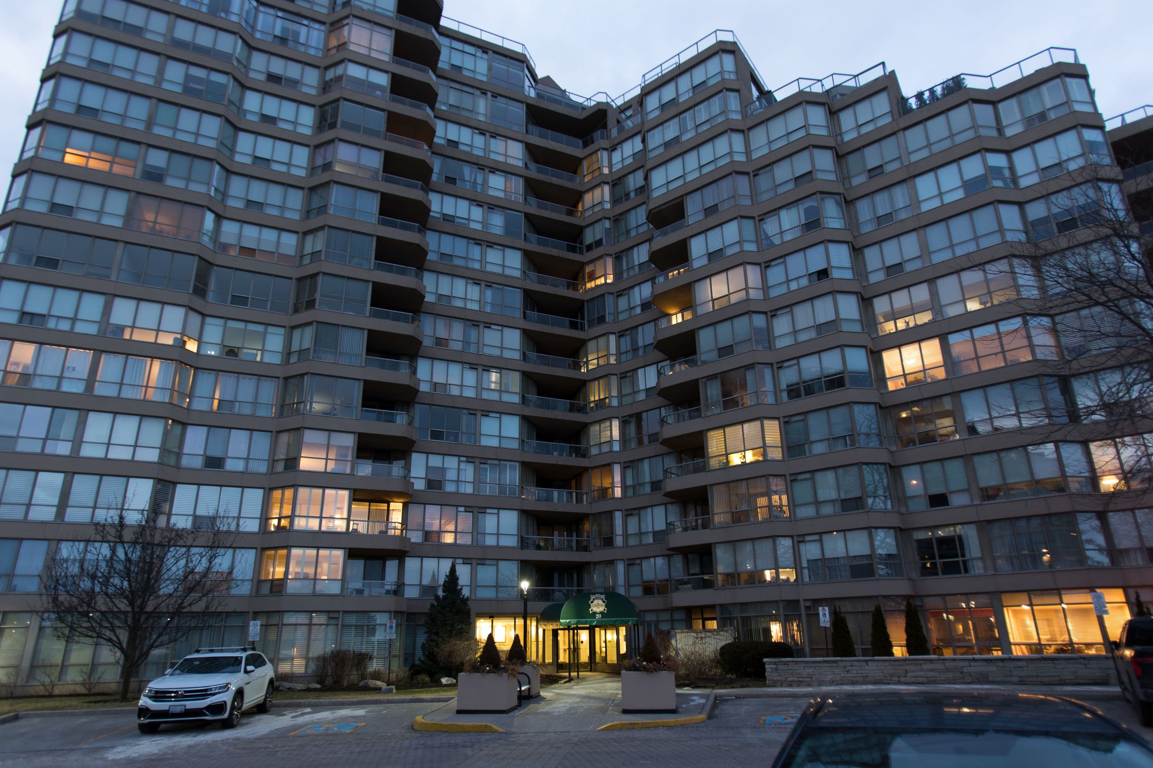 20 Guildwood Parkway 1413, Toronto E08, ON M1E 5B6