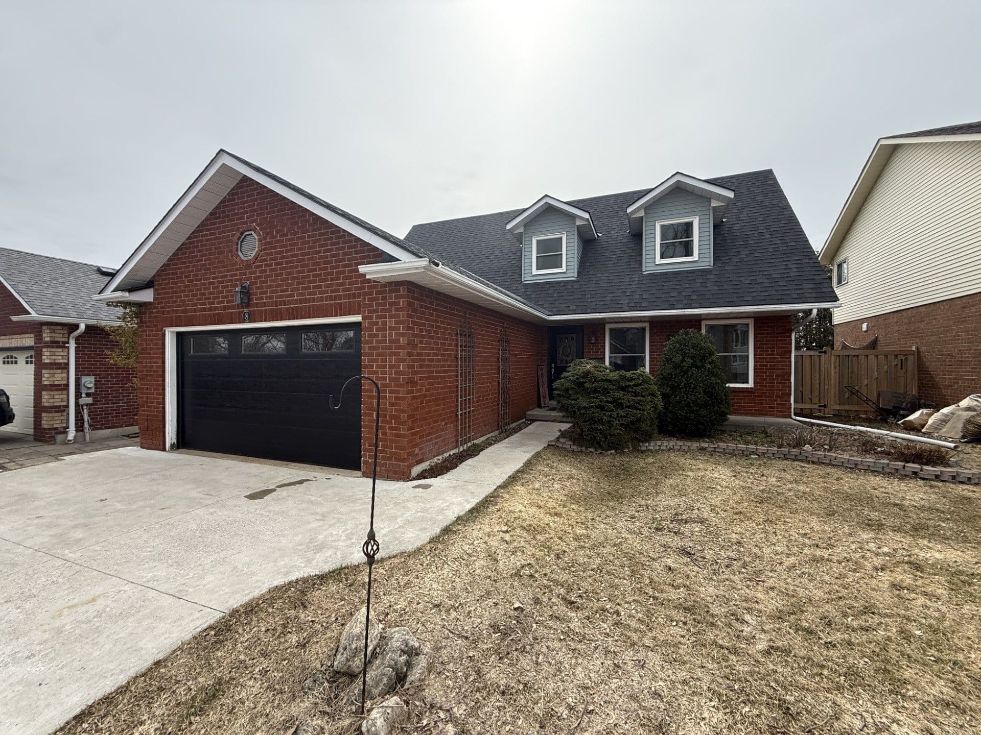 8 Passmore Avenue, Orangeville, ON L9W 4E2