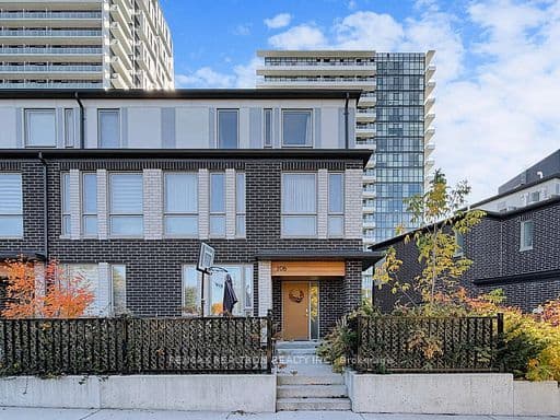 180 Fairview Mall Drive 108, Toronto C15, ON M2J 0G4