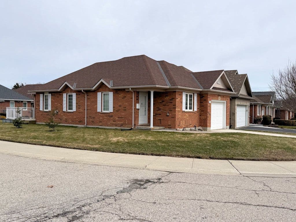 224 Baldwin Street, Tillsonburg, ON N4G 5W3