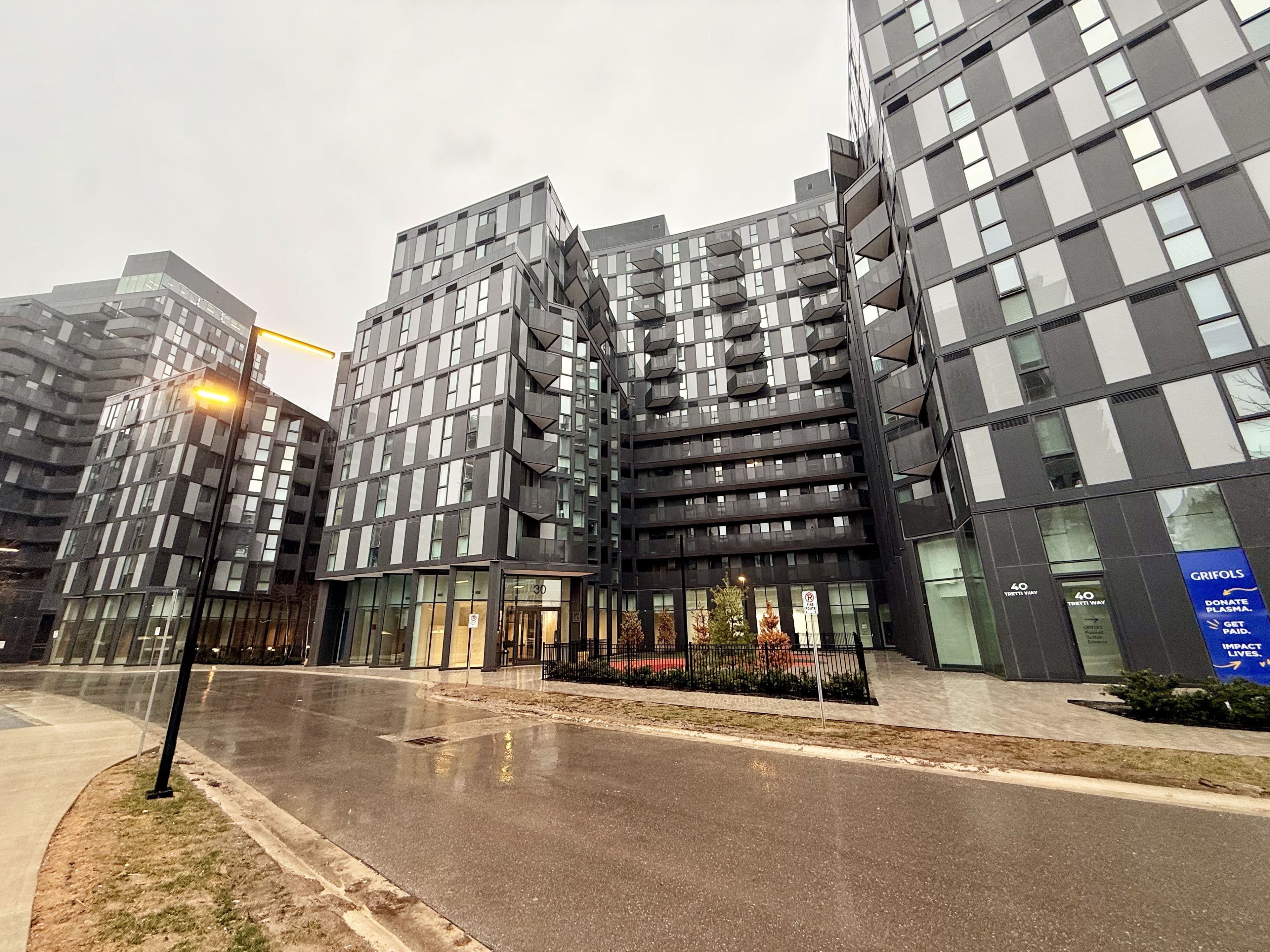 30 Tretti Way 1311, Toronto C06, ON M3H 0E3