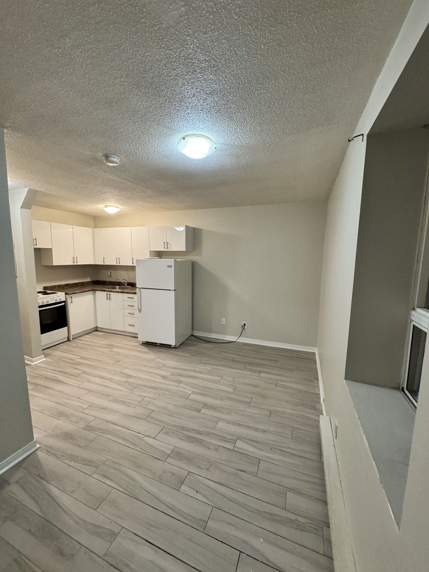 45 King Avenue W 9, Clarington, ON L1B 1H2