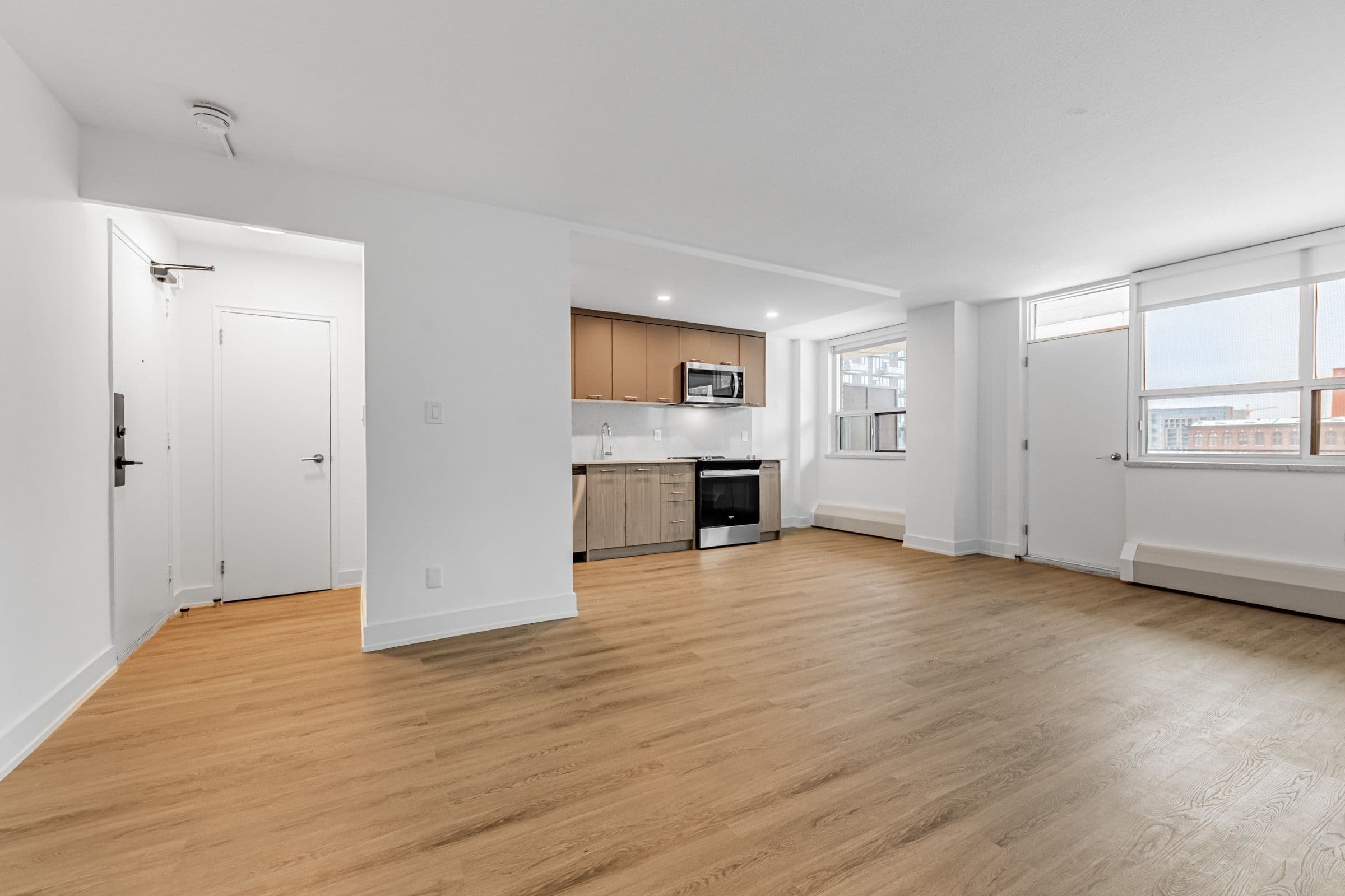 135 Tyndall Avenue 815, Toronto W01, ON M6K 2G3