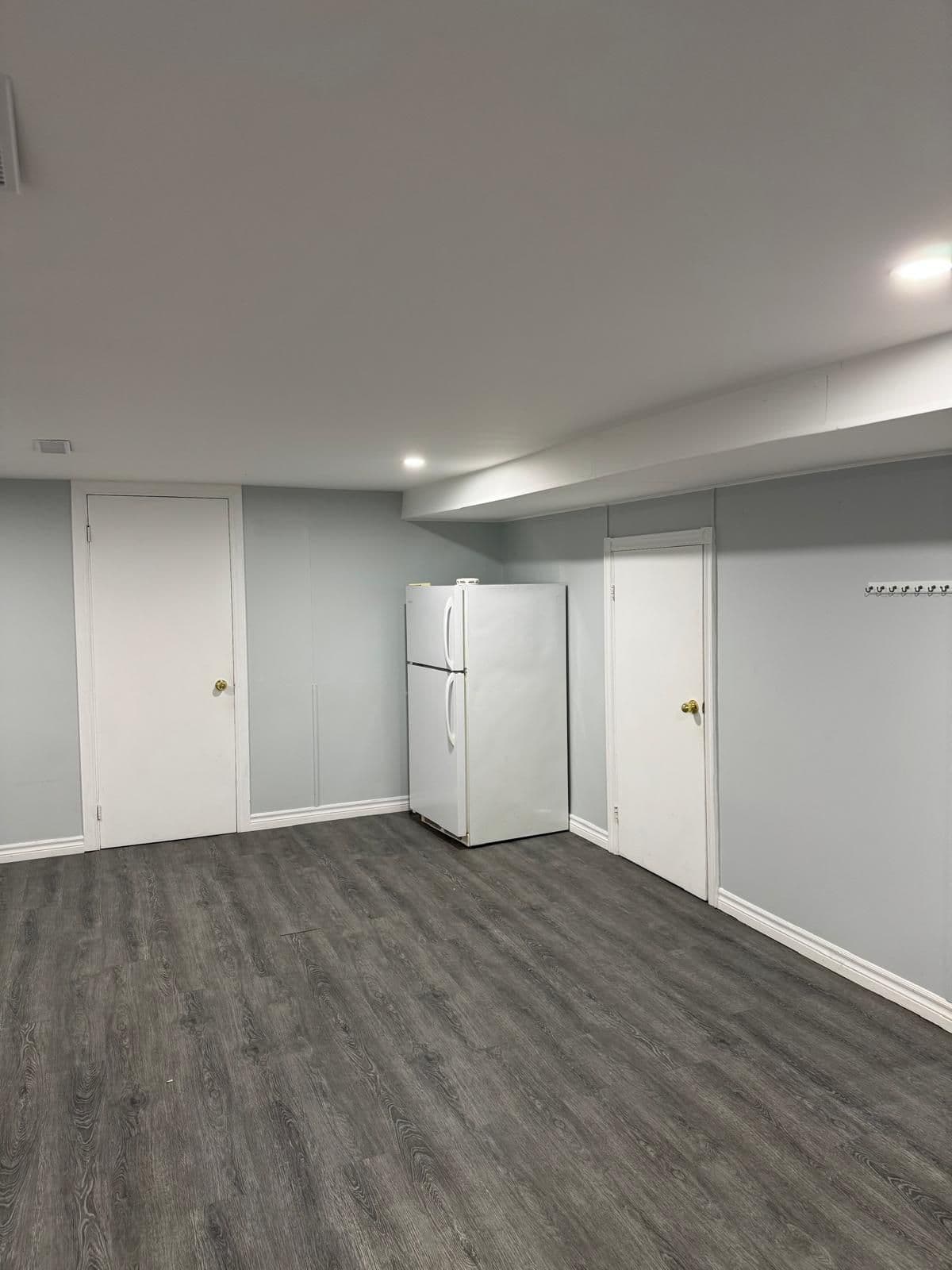 709 Keates Avenue, Oshawa, ON L1H 7Y3