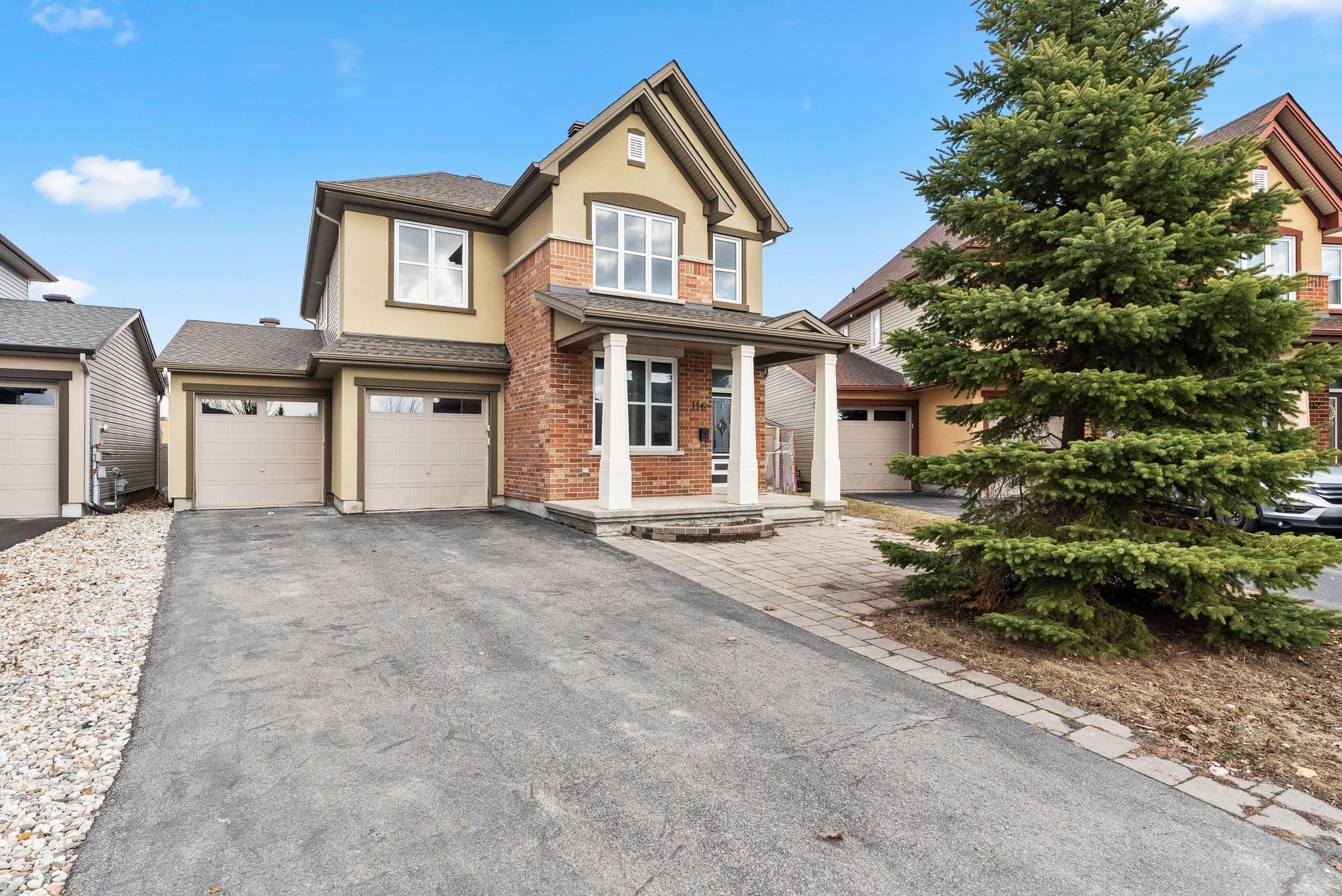 116 Watershield Ridge, Barrhaven, ON K2J 5T8