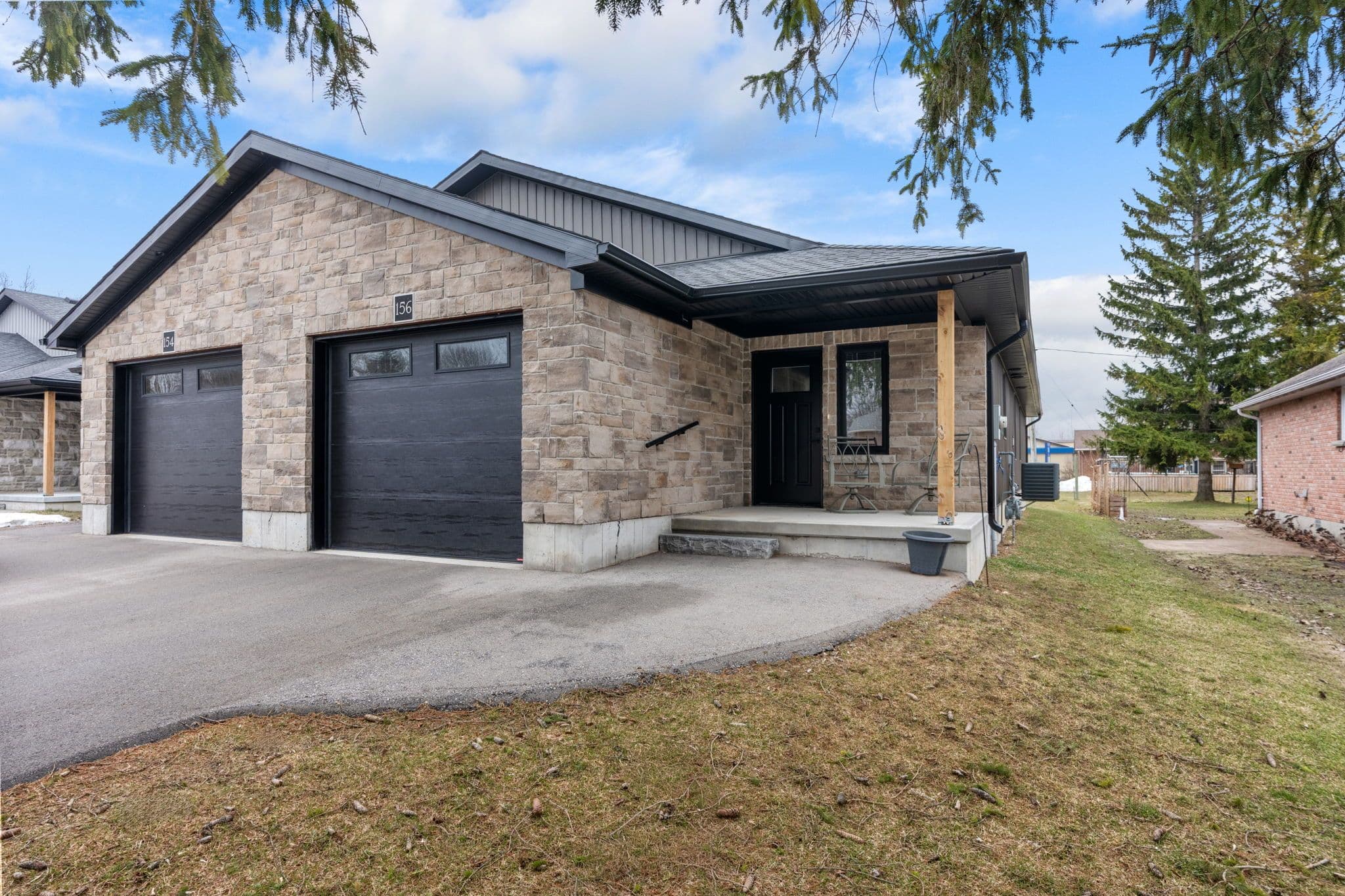 156 Sills Street, Huron East, ON N0K 1W0