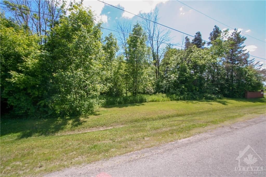 Lt 13 SILVER FOX Crescent, North Dundas, ON K0C 2K0