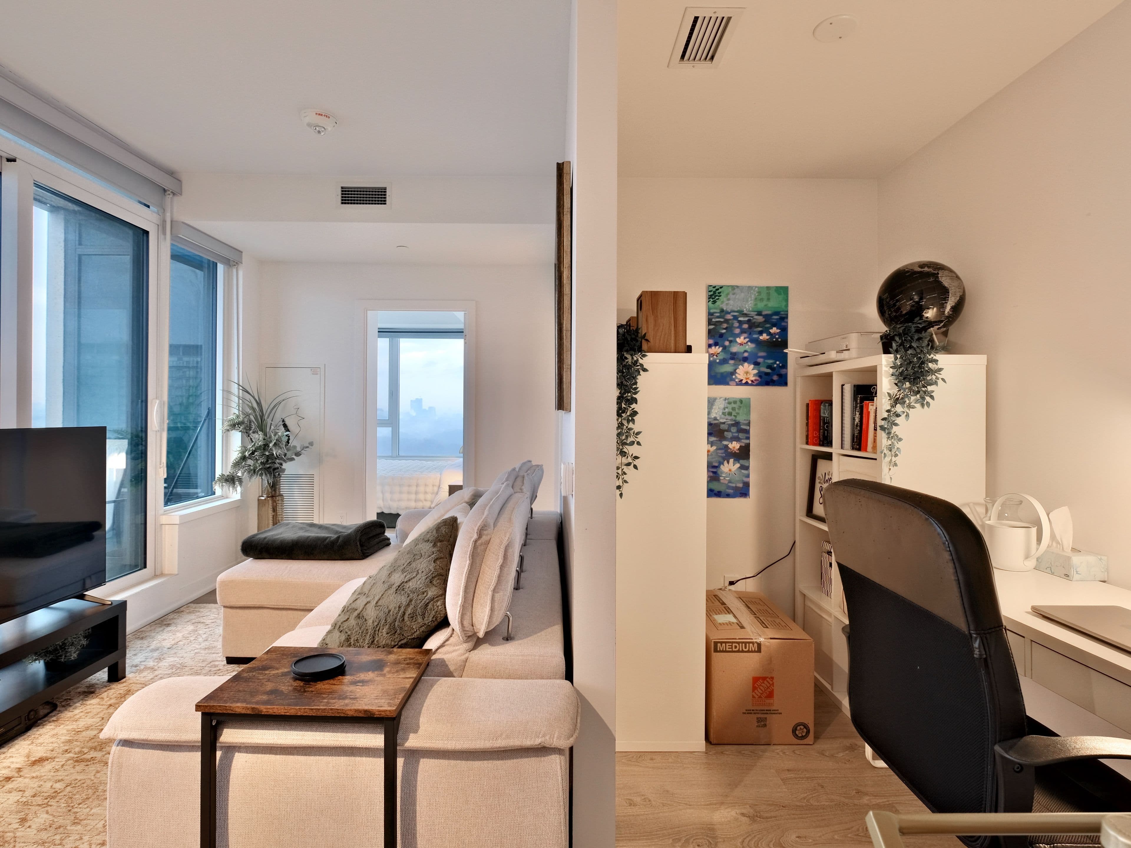 1926 Lakeshore Boulevard W 2802, Toronto W01, ON M6S 1A1