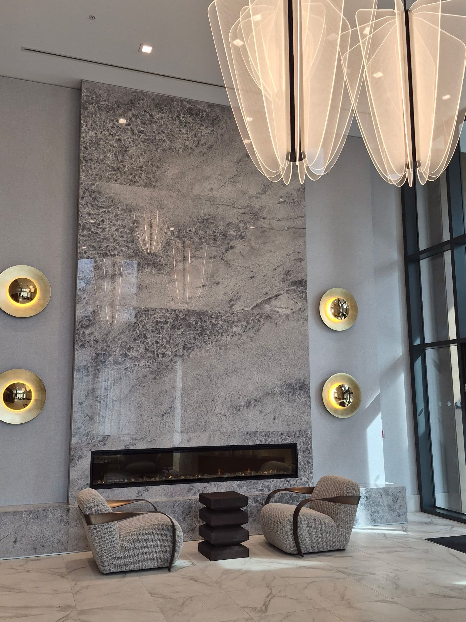 75 James Street S 818, Hamilton, ON L8P 2Y9