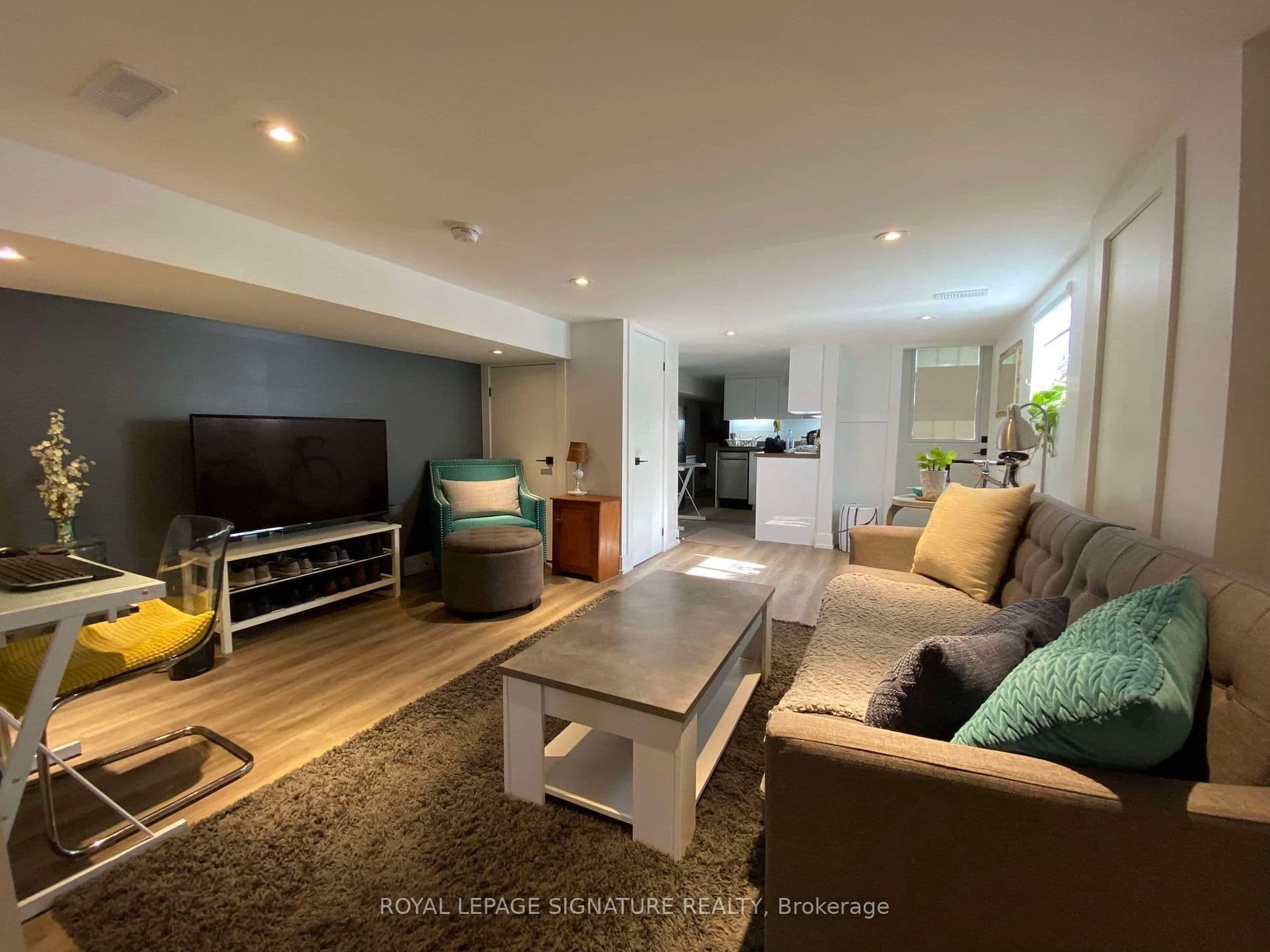 17 Claremont Street Lower, Toronto C01, ON M6J 2M3