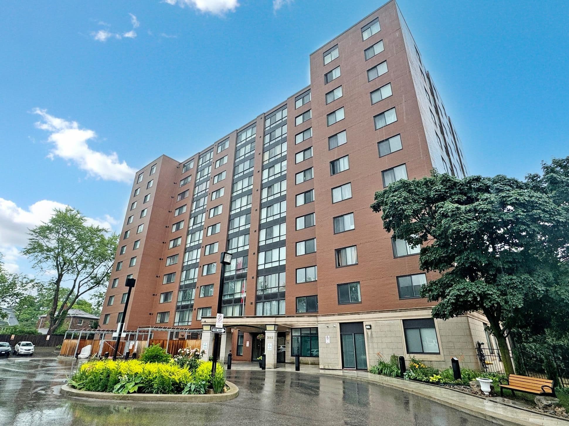 1665 Victoria Park Avenue 802, Toronto E04, ON M1R 5E5
