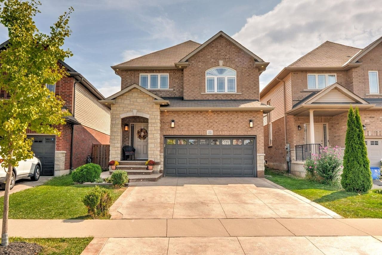 23 Colorado Boulevard, Hamilton, ON L0R 1P0