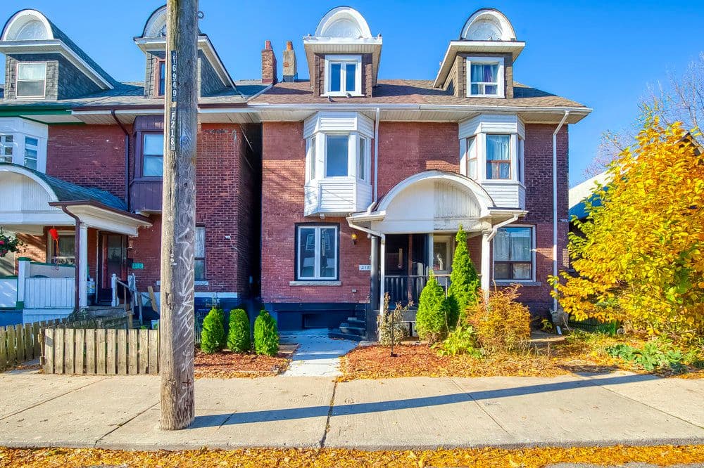 218 Broadview Avenue, Toronto E01, ON M4M 2G5