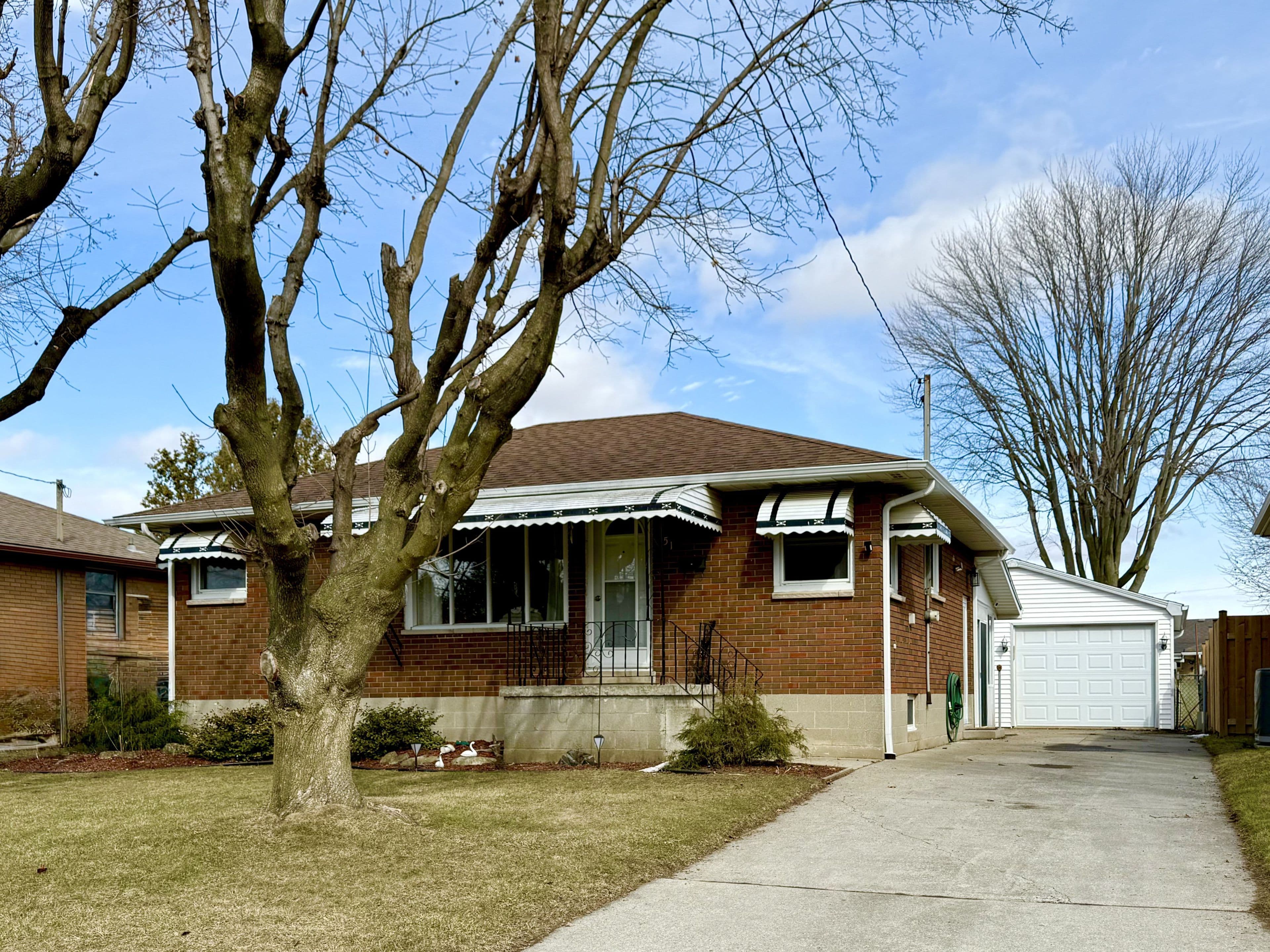 51 Spurgeon Drive, Chatham-Kent, ON N7L 3W4