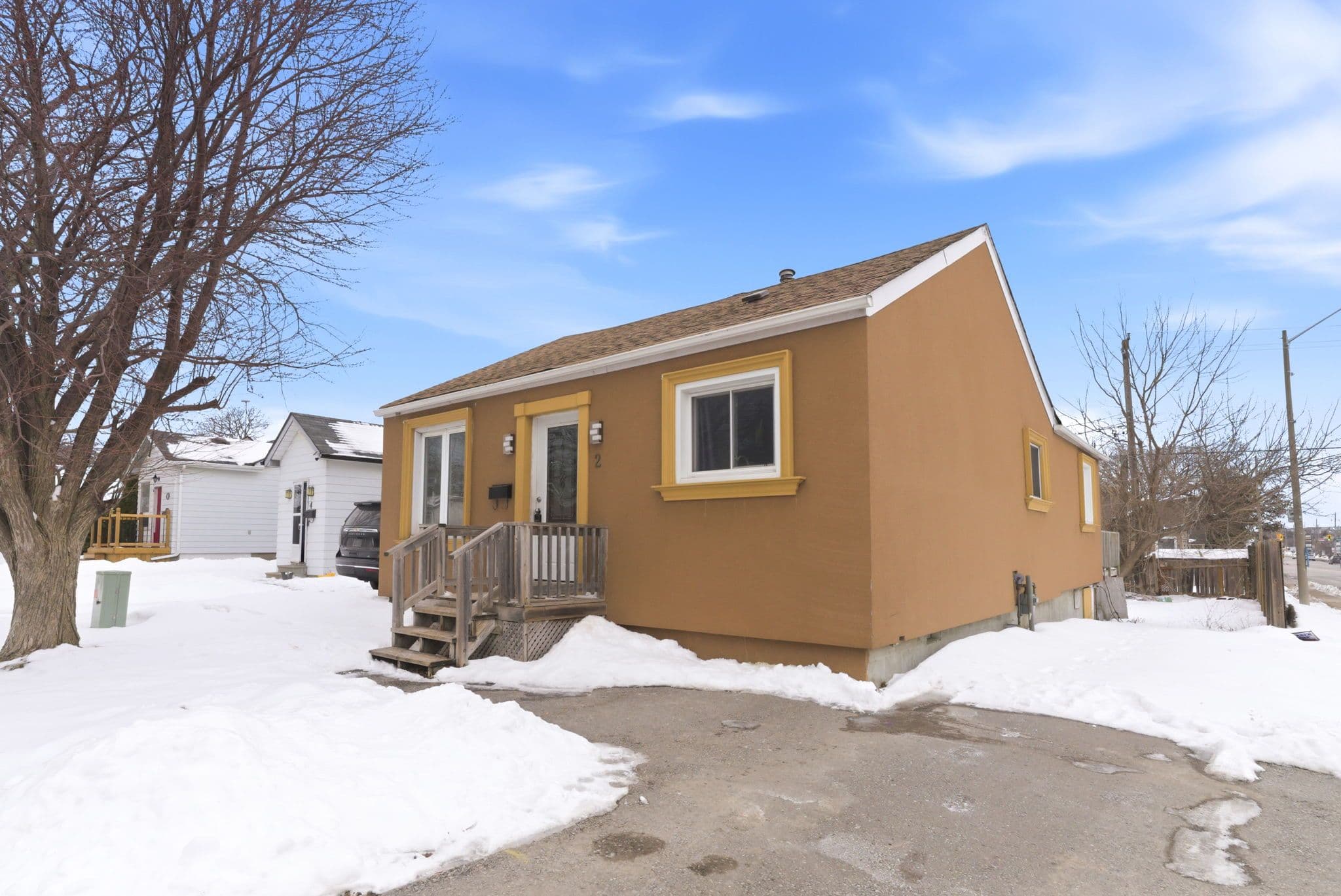 2 Ontario Street, Ajax, ON L1S 1T5