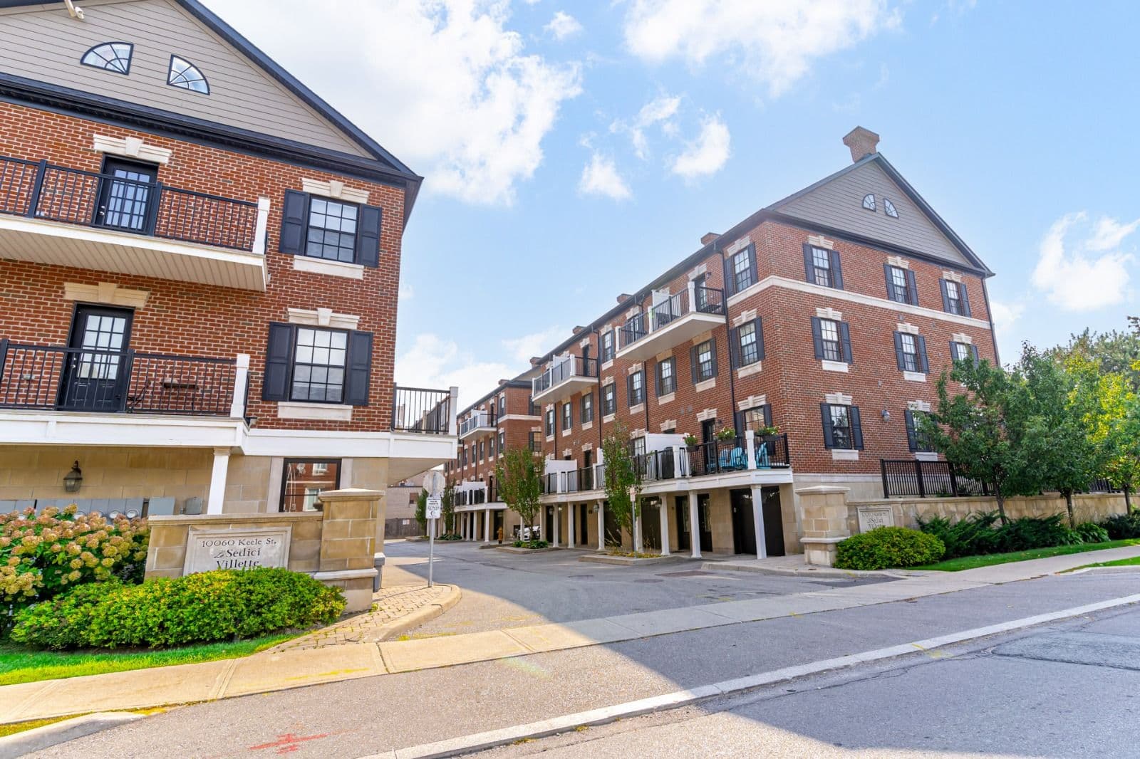 10060 Keele Street 16, Vaughan, ON L6A 4V6