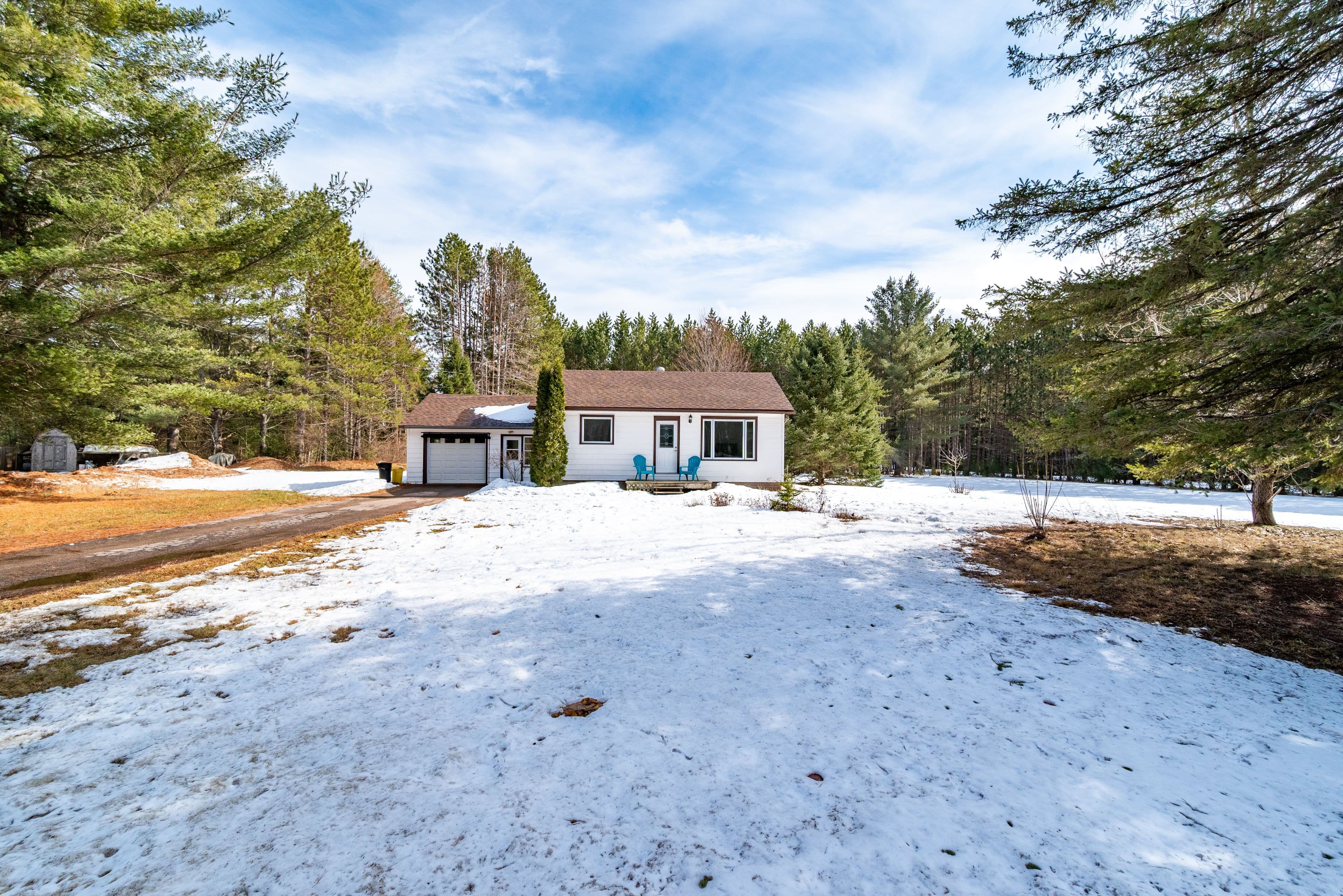 613 Airport Road, Petawawa, ON K8A 6W7