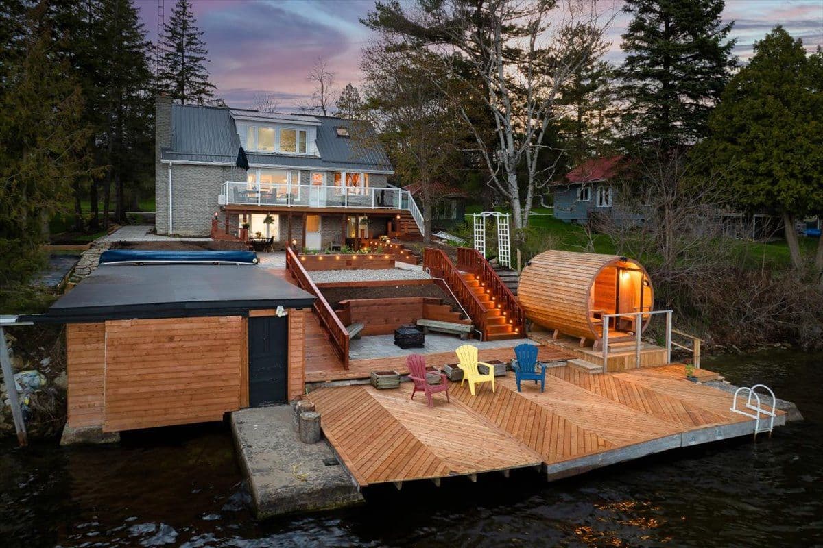 6 Lakeview Park Road, Kawartha Lakes, ON K0M 1G0