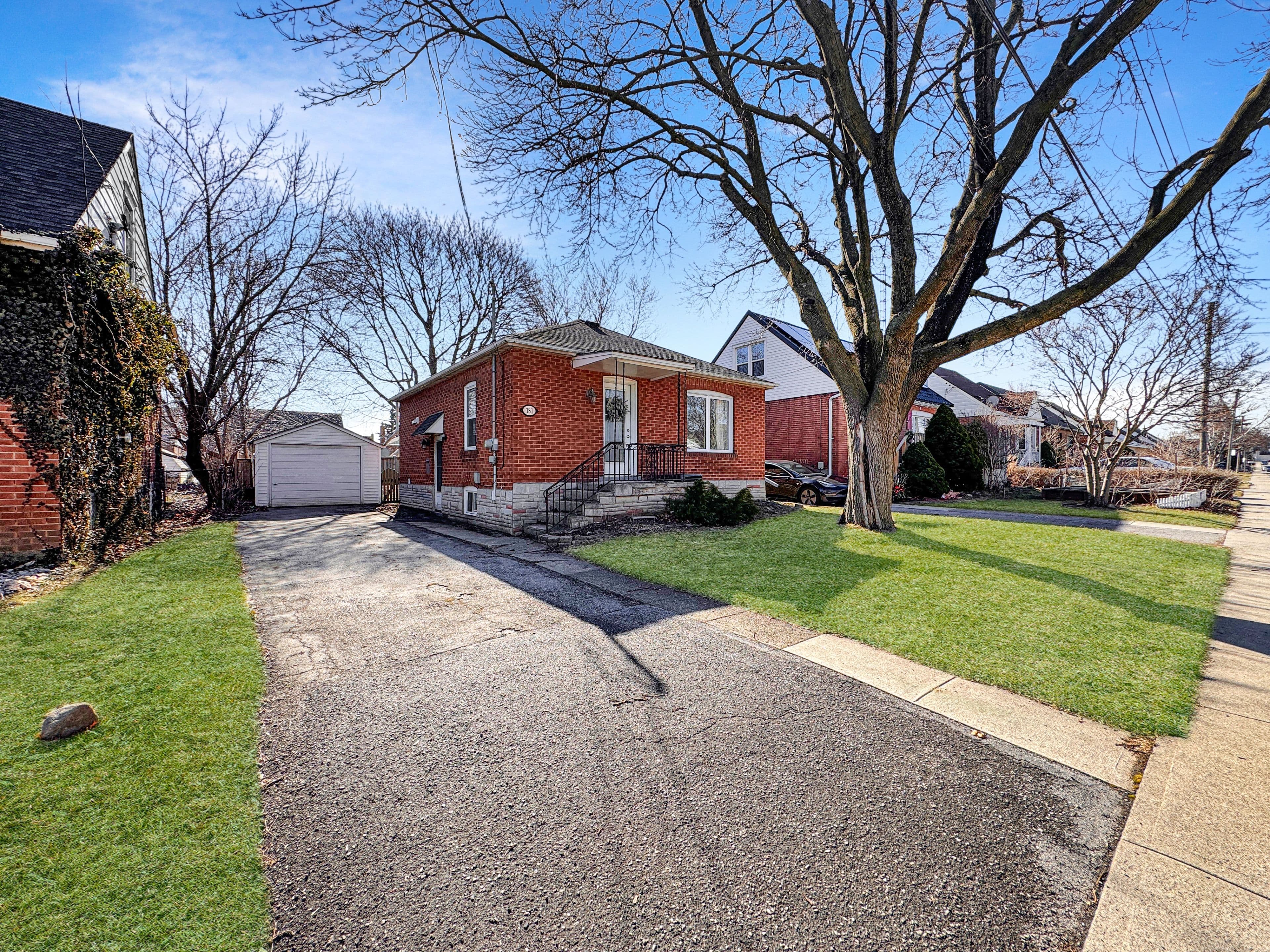 181 East 13th Street, Hamilton, ON L9A 3Z6