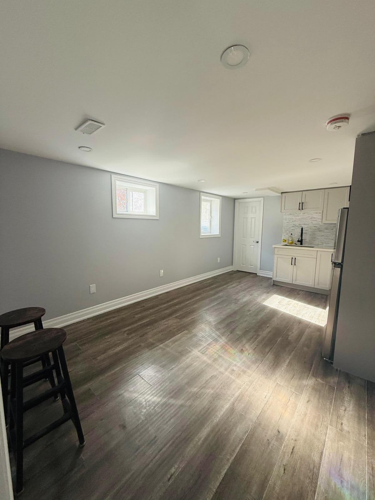 284 Farewell Street Bsmt, Oshawa, ON L1H 6L9