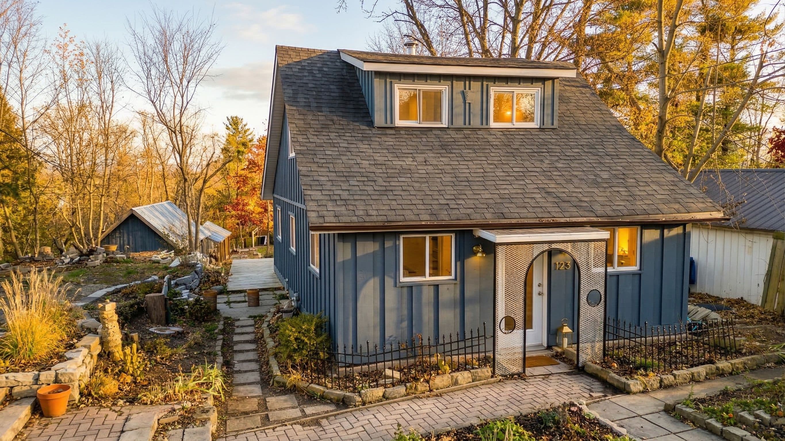 532 Laclie Street, Orillia, ON L3V 4P9