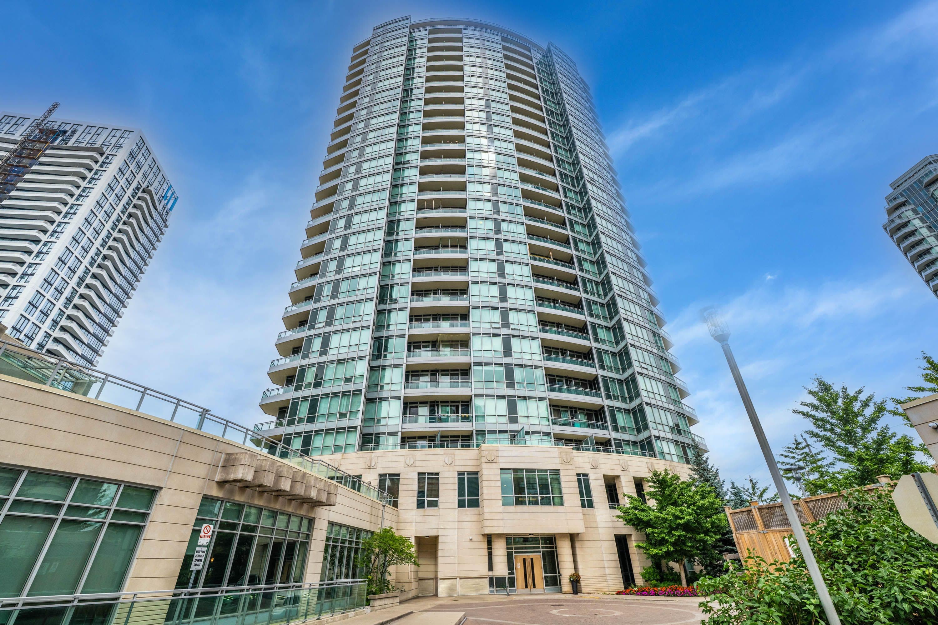 18 Holmes Avenue 2315, Toronto C14, ON M2N 0E1