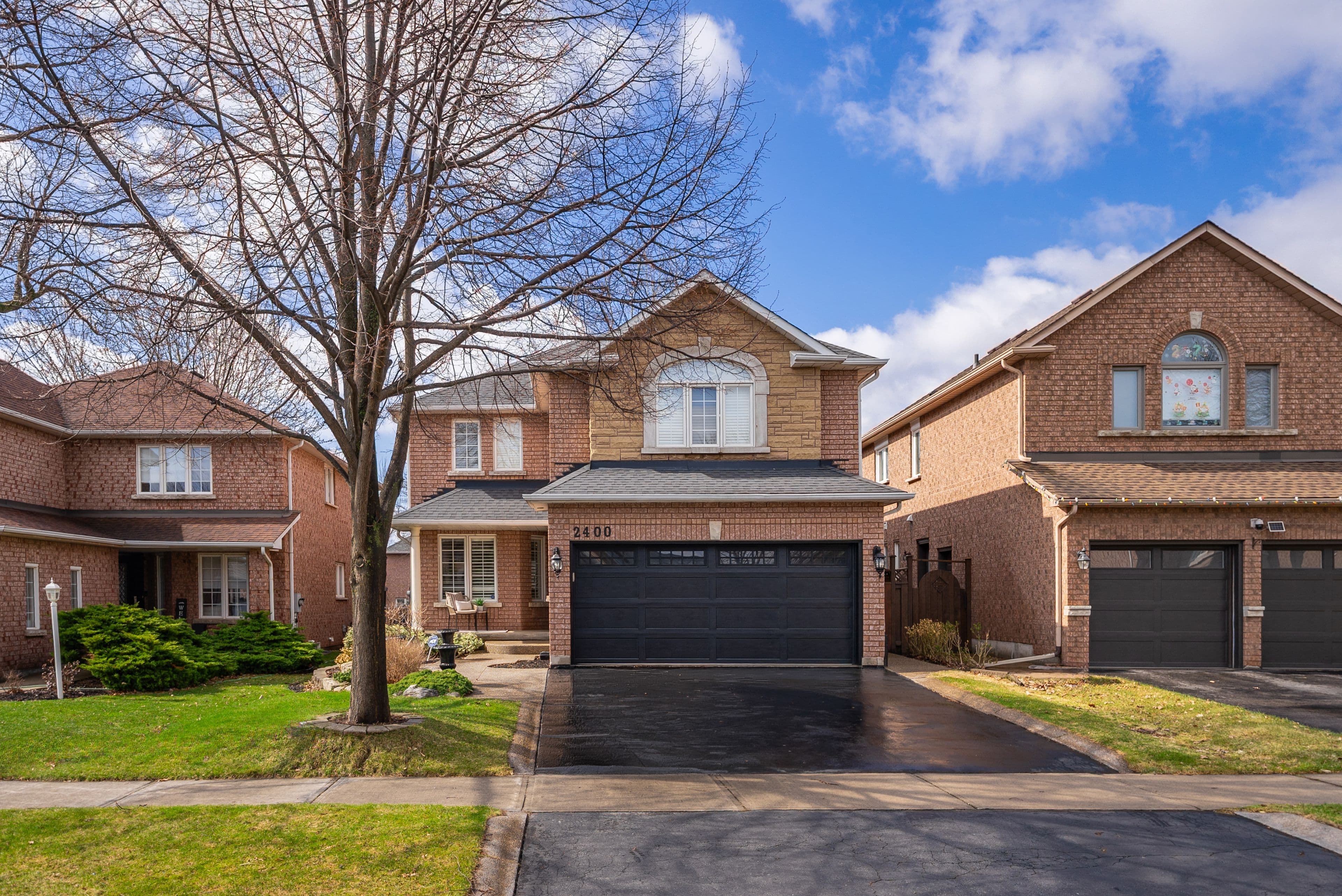 2400 Eden Valley Drive, Oakville, ON L6H 6K9