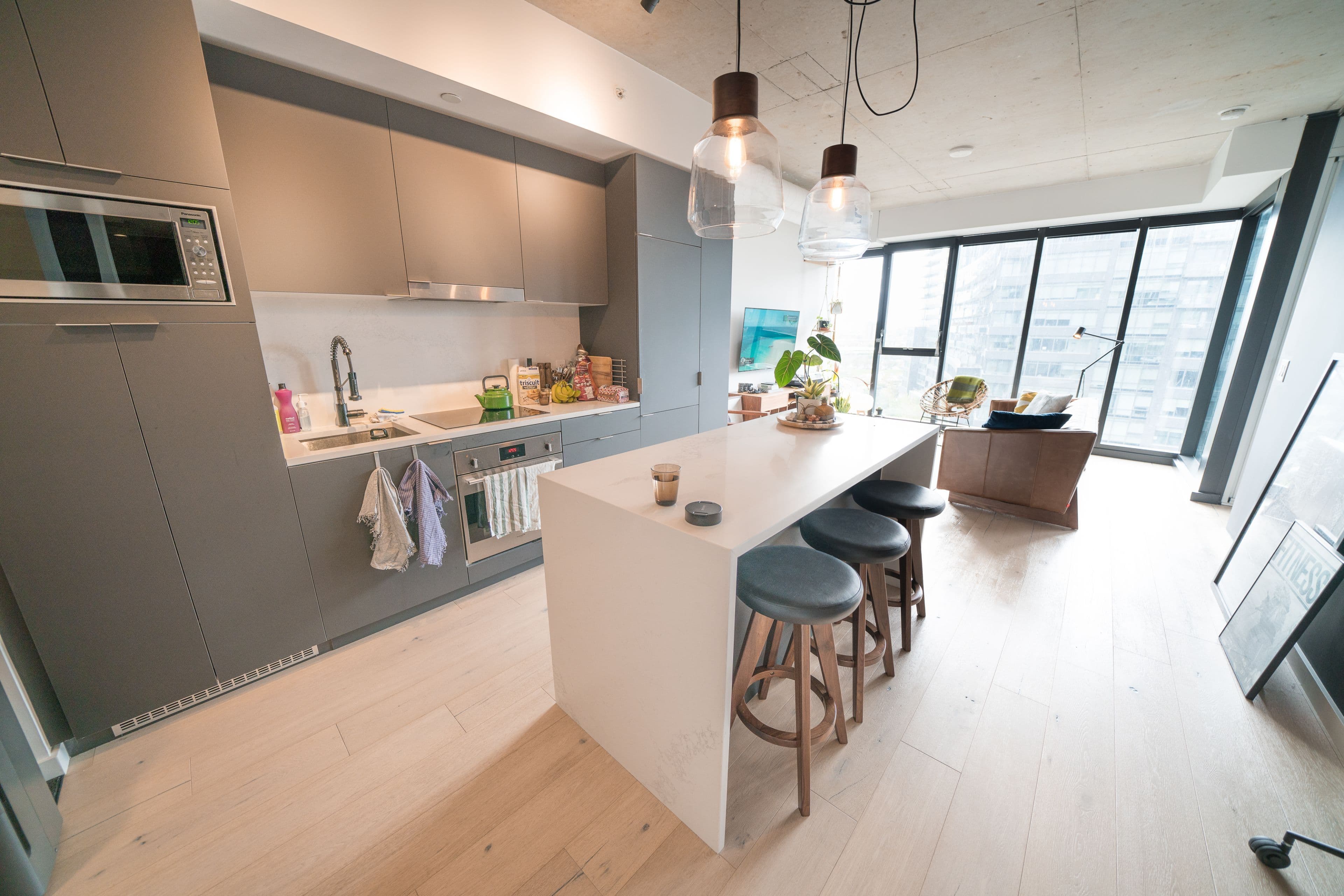 170 Bayview Avenue 821, Toronto C08, ON M5A 0M4