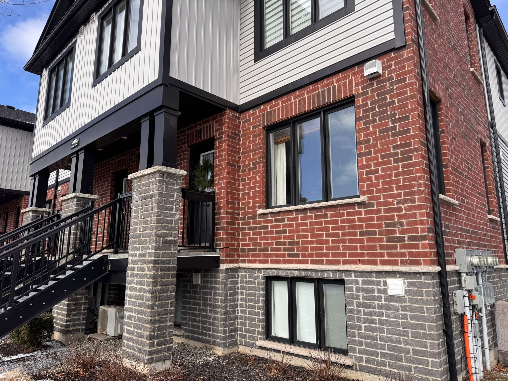 160 Rochefort Street D8, Kitchener, ON N2R 0P5