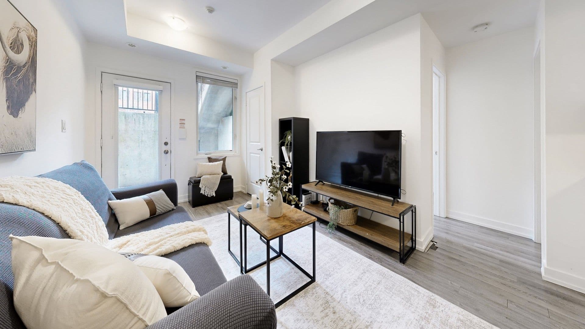 867 Wilson Avenue 1B, Toronto W05, ON M3K 0A4