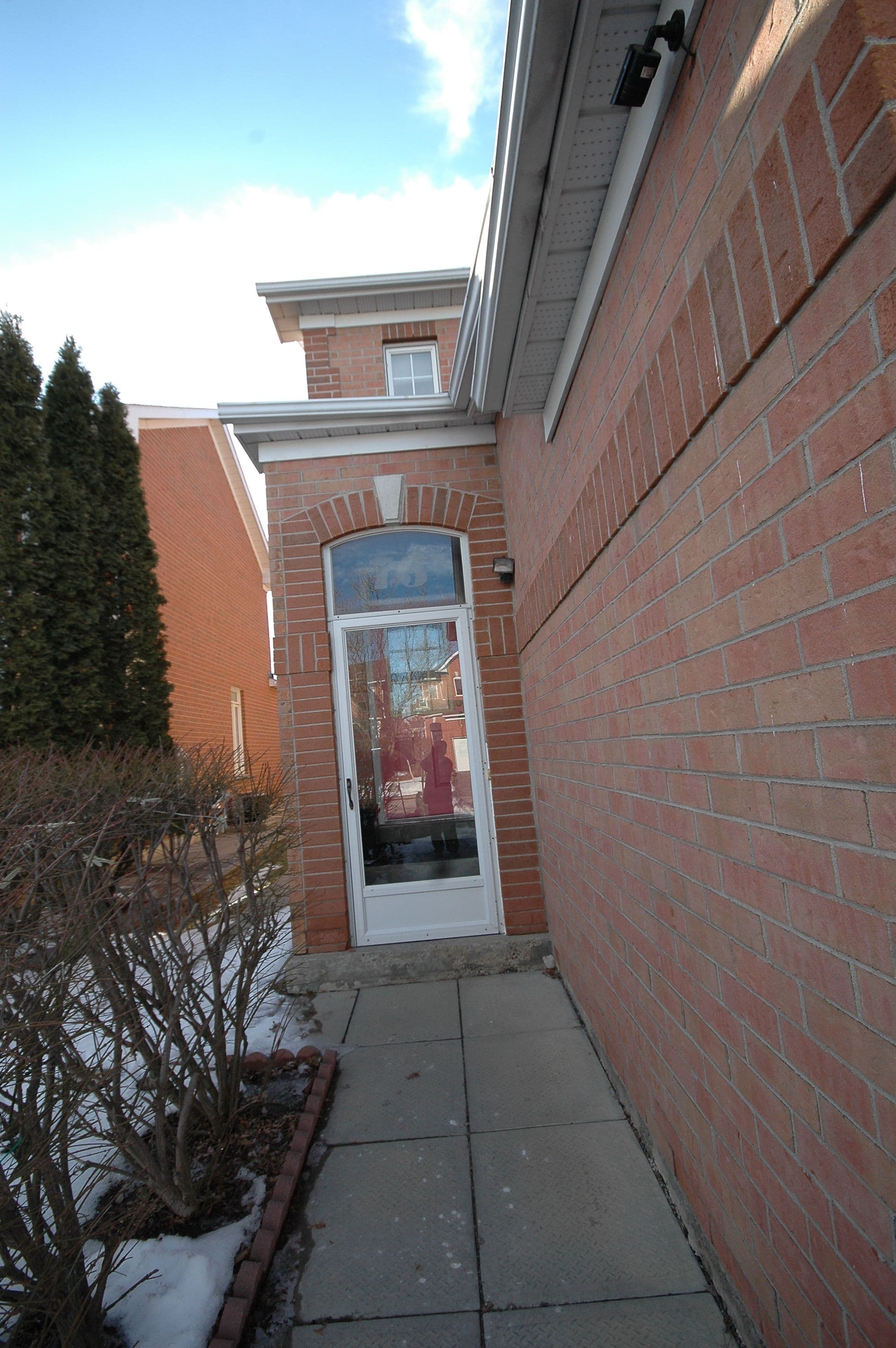 73 Snowdon Circle, Markham, ON L3P 7S5