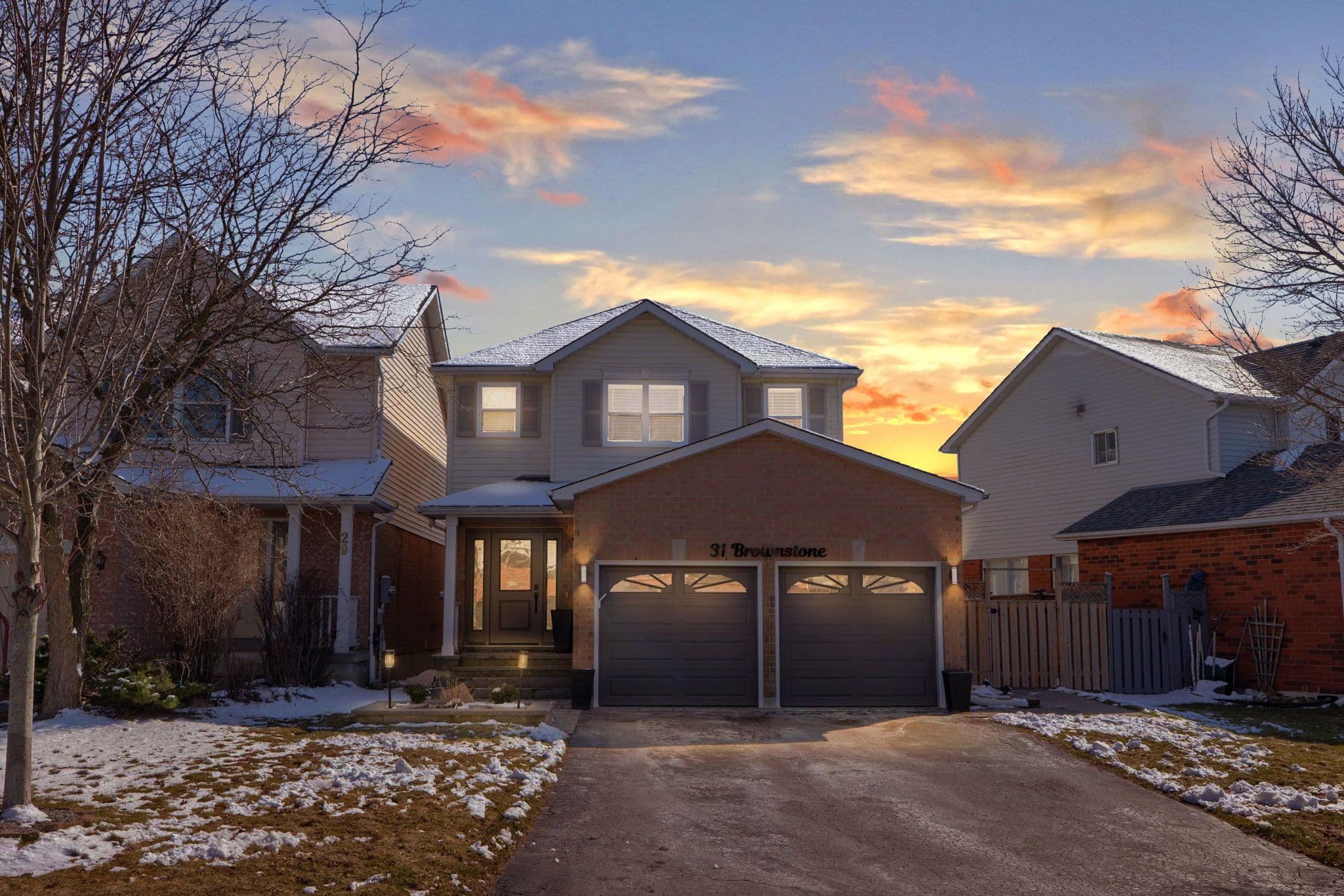 31 Brownstone Crescent, Clarington, ON L1E 2Y1